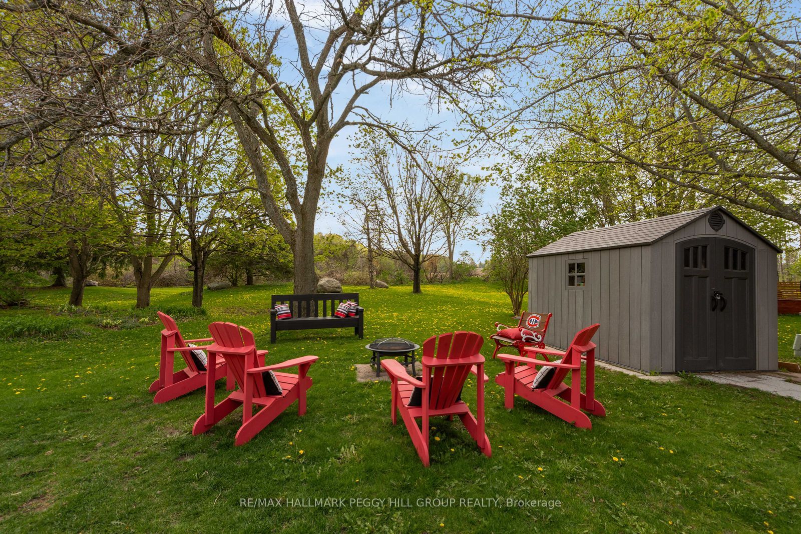 53 Corner Brook Trail Property Photo 12