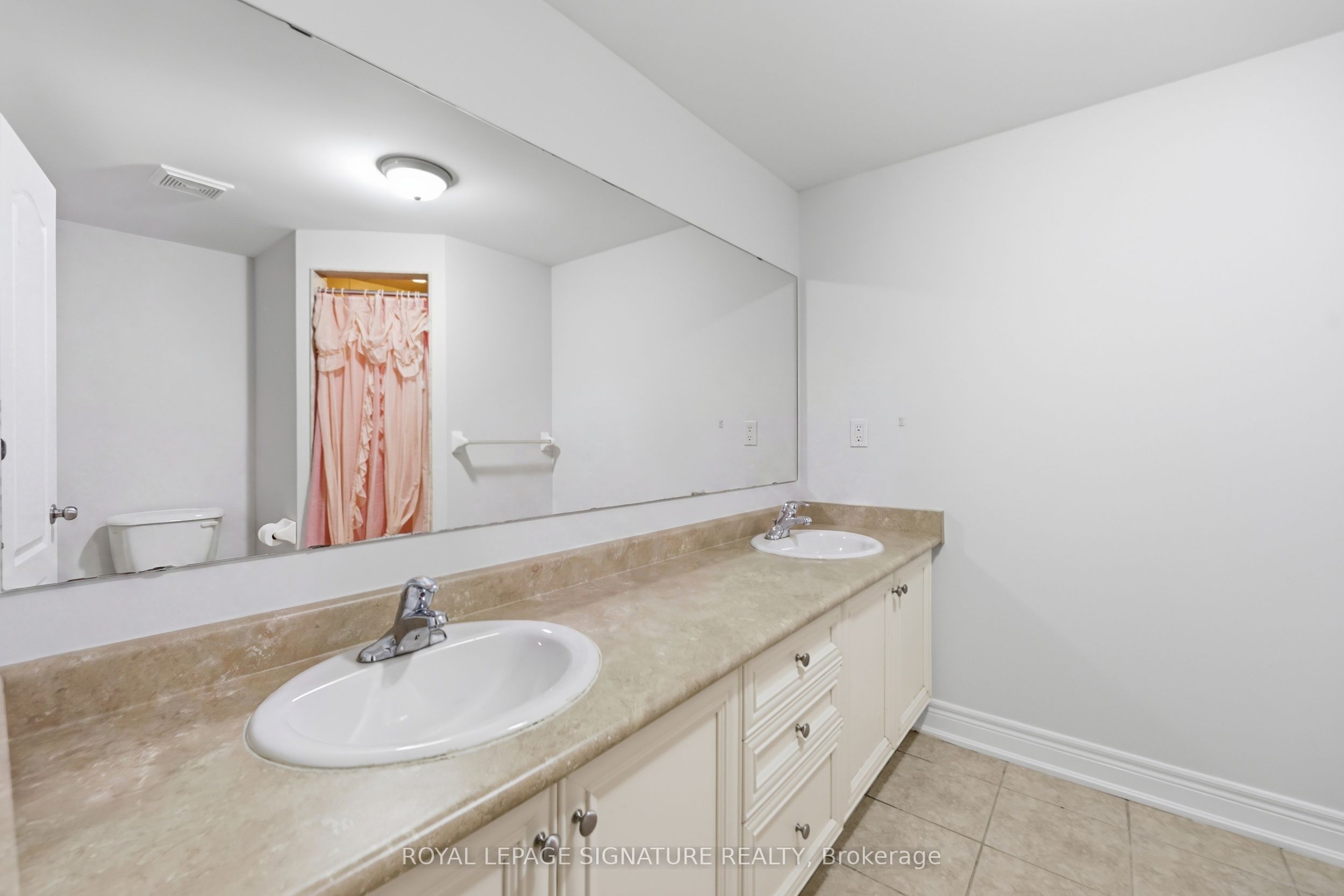 221 Peak Point Boulevard Bsmt Property Photo 15