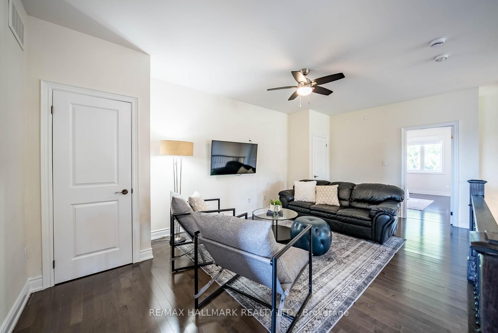 8 Kingstree Court Property Photo 33