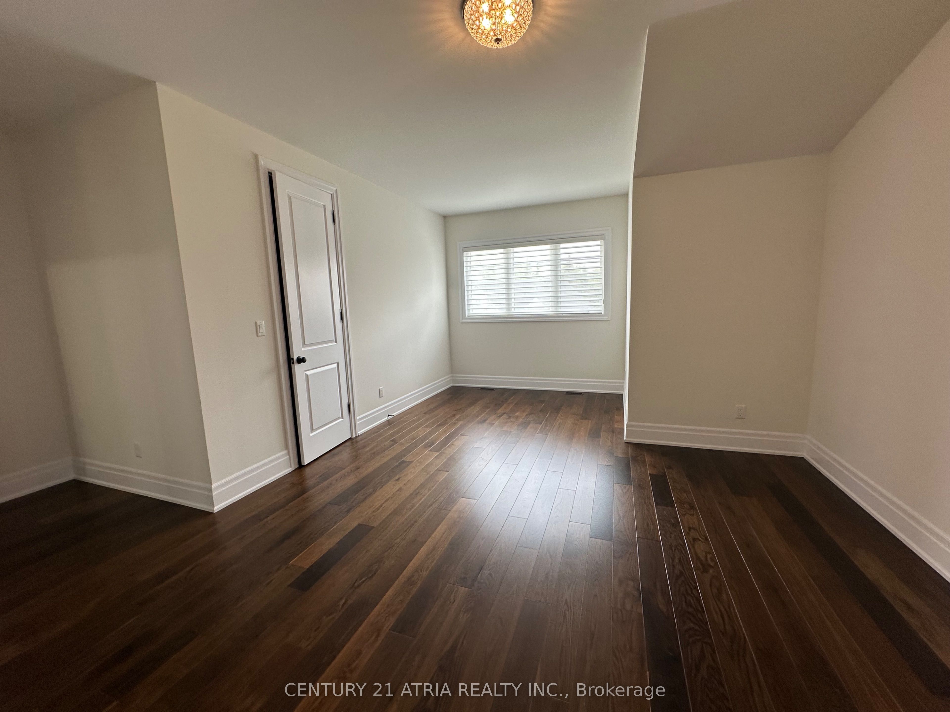 19 Mumberson Street Property Photo 28
