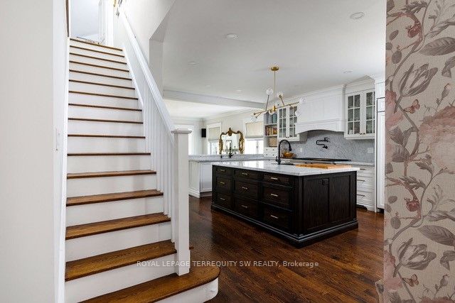 41 Kennedy Street W Property Photo 27