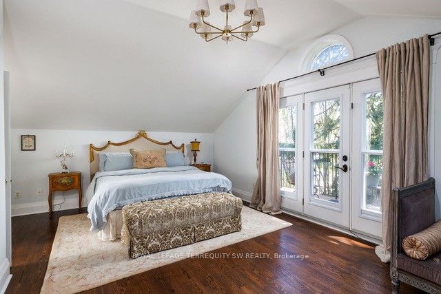 41 Kennedy Street W Property Photo 29