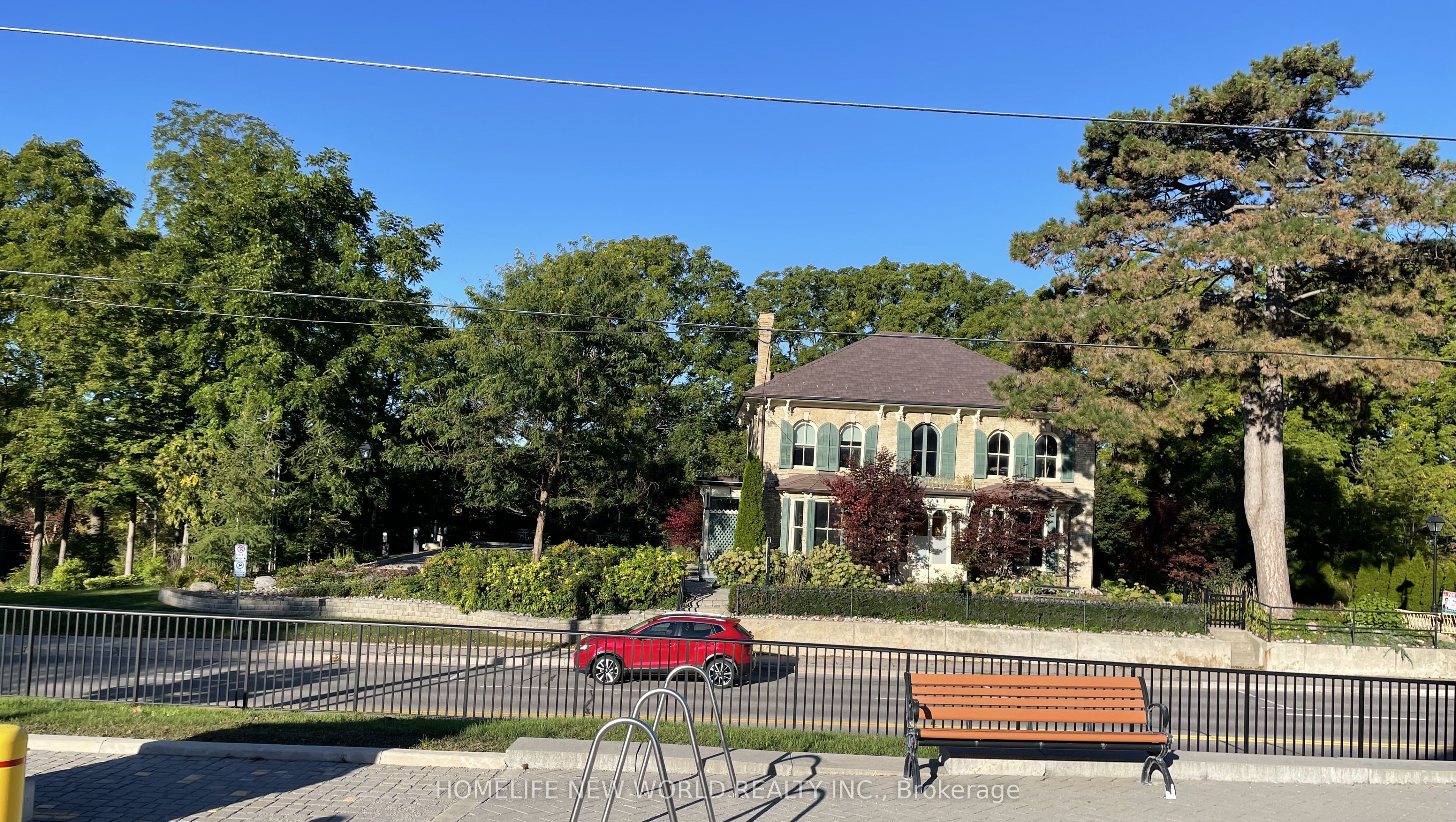 15342 Yonge Street Property Photo 1