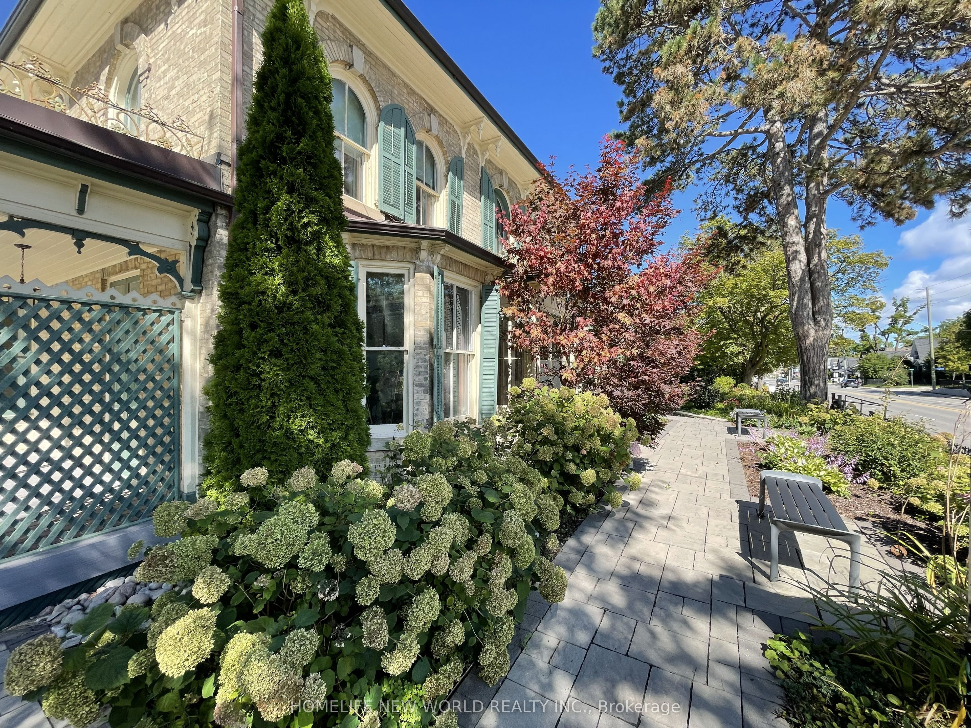 15342 Yonge Street Property Photo 13