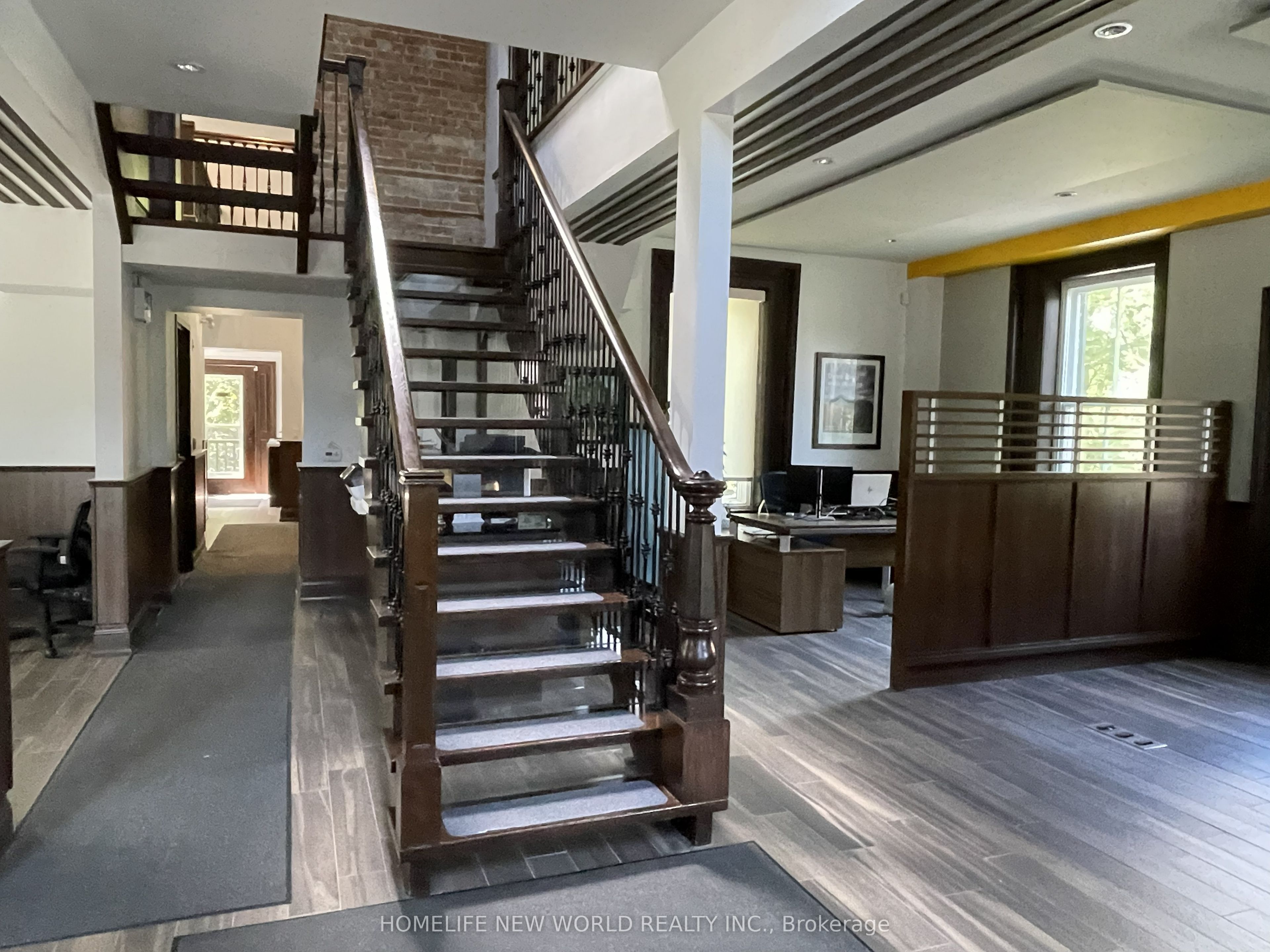 15342 Yonge Street Property Photo 36