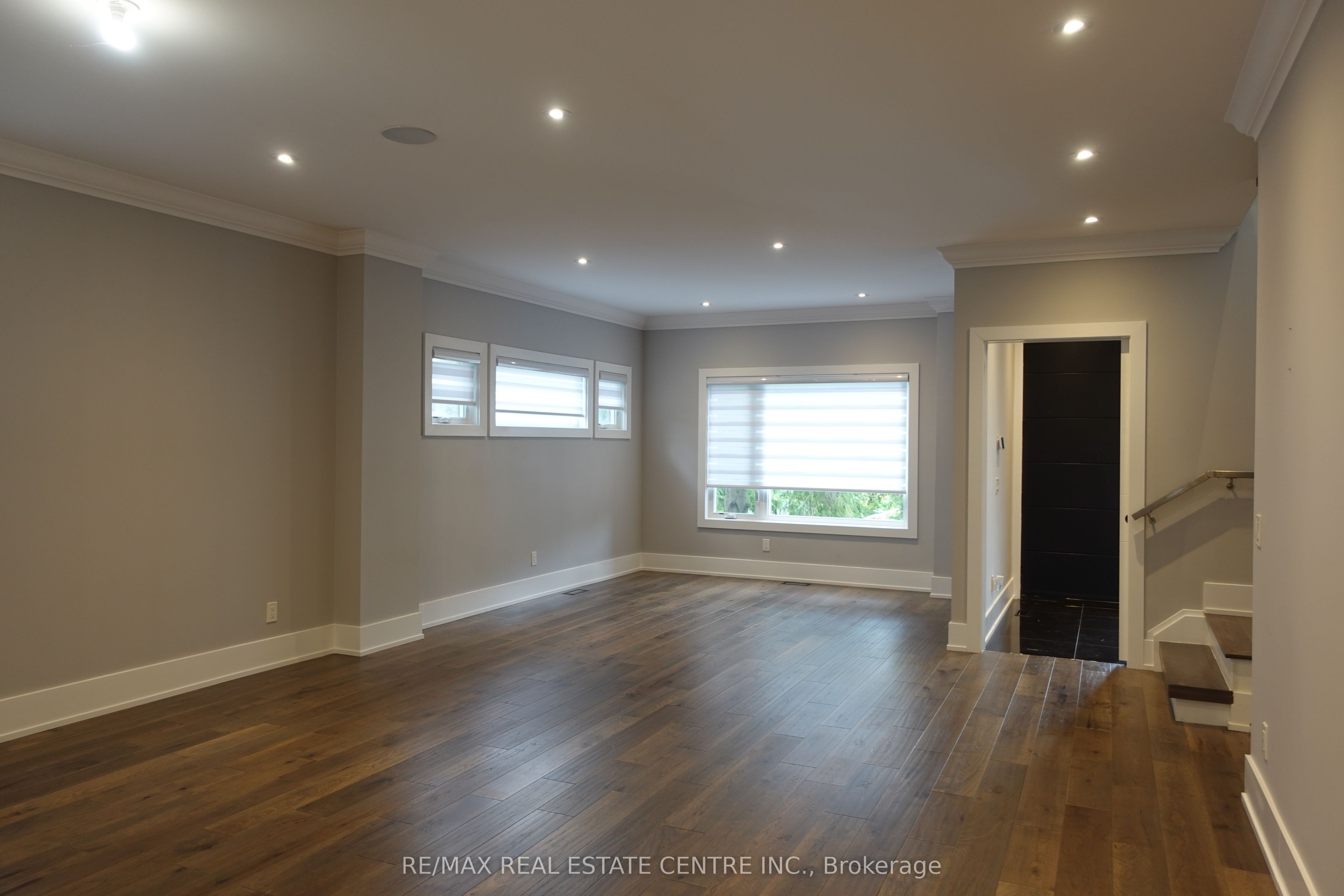 2140 Willard Avenue Property Photo 4