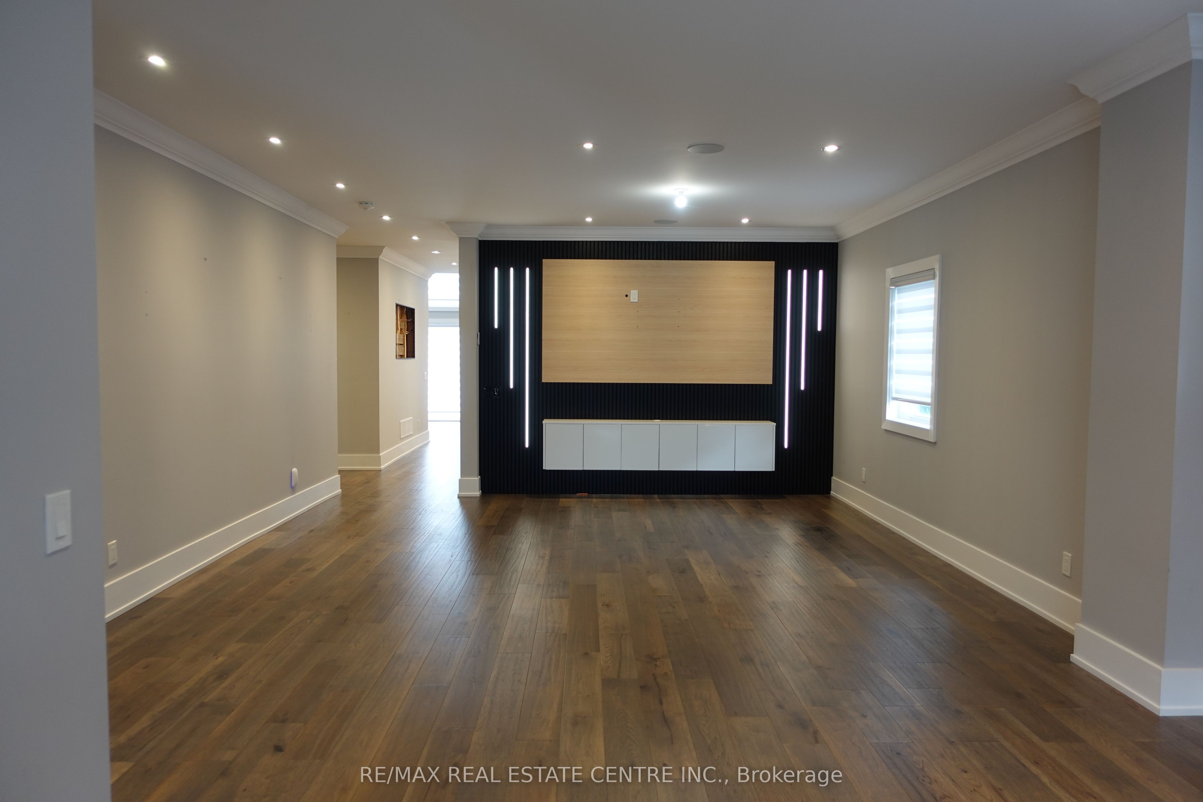 2140 Willard Avenue Property Photo 5