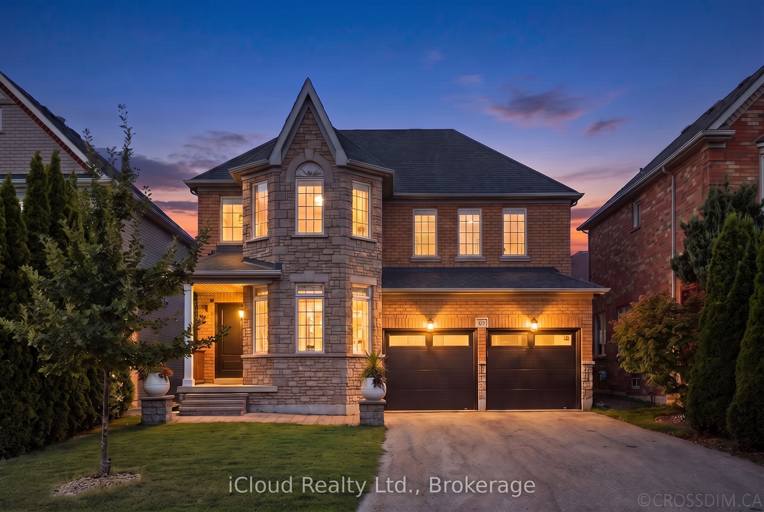 60 Tuscana Boulevard Property Photo 1