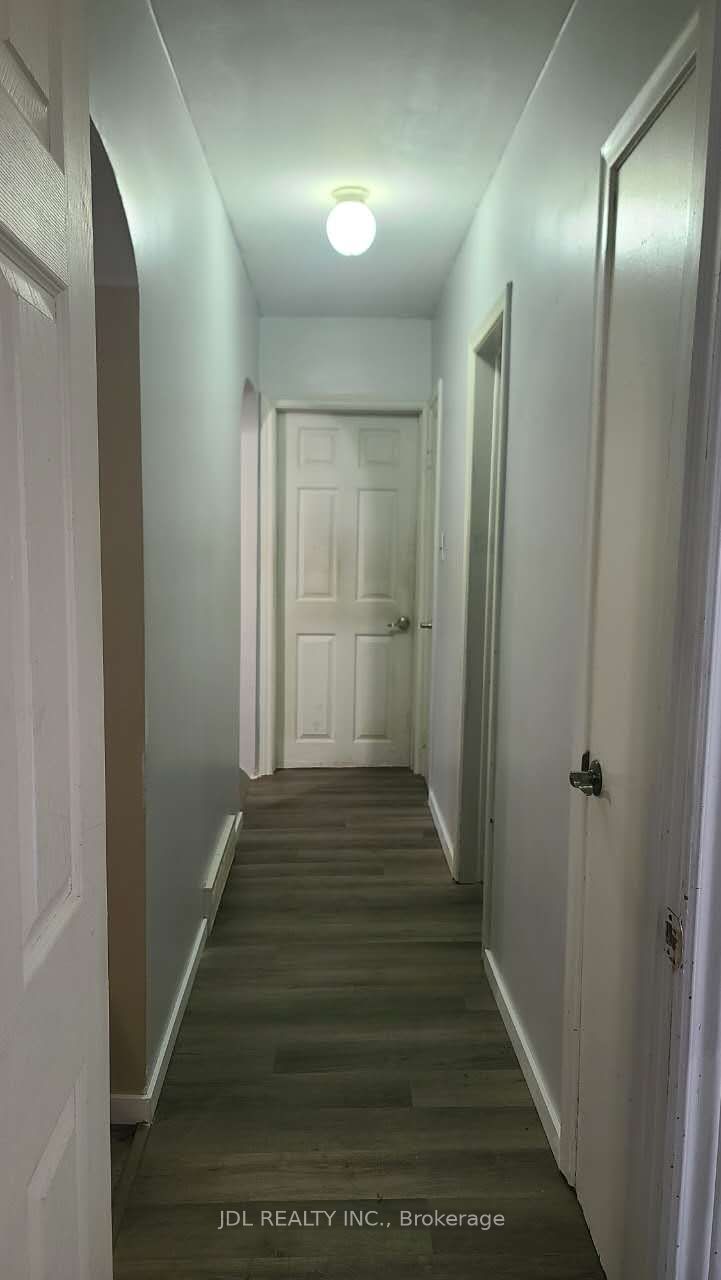 2411 Canal Road Property Photo 11