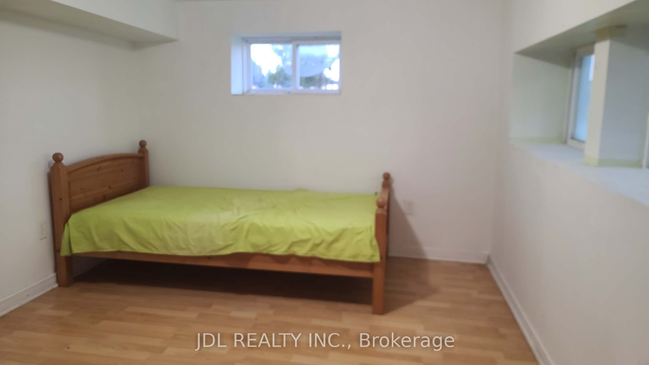 2411 Canal Road Property Photo 15