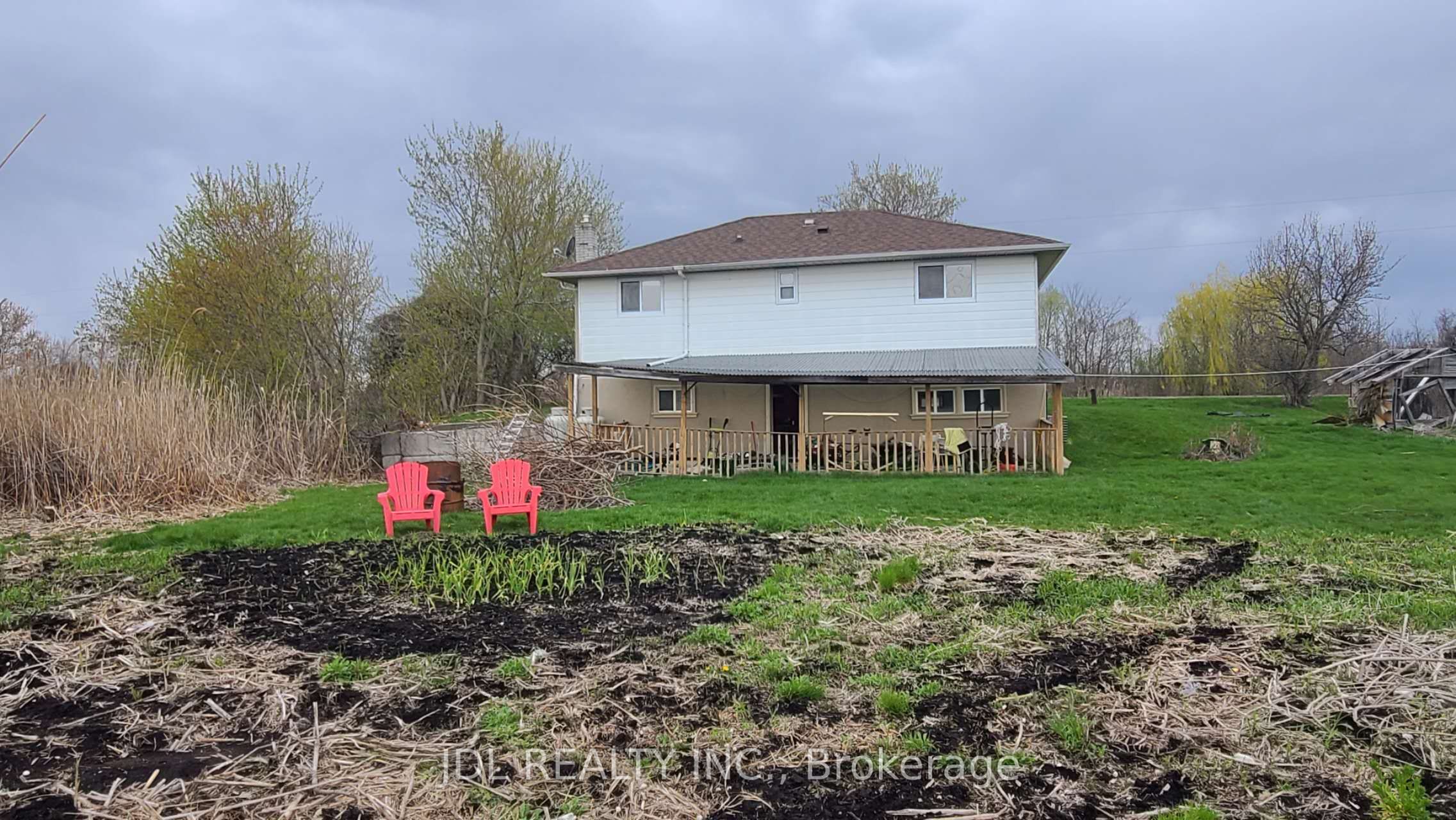 2411 Canal Road Property Photo 16