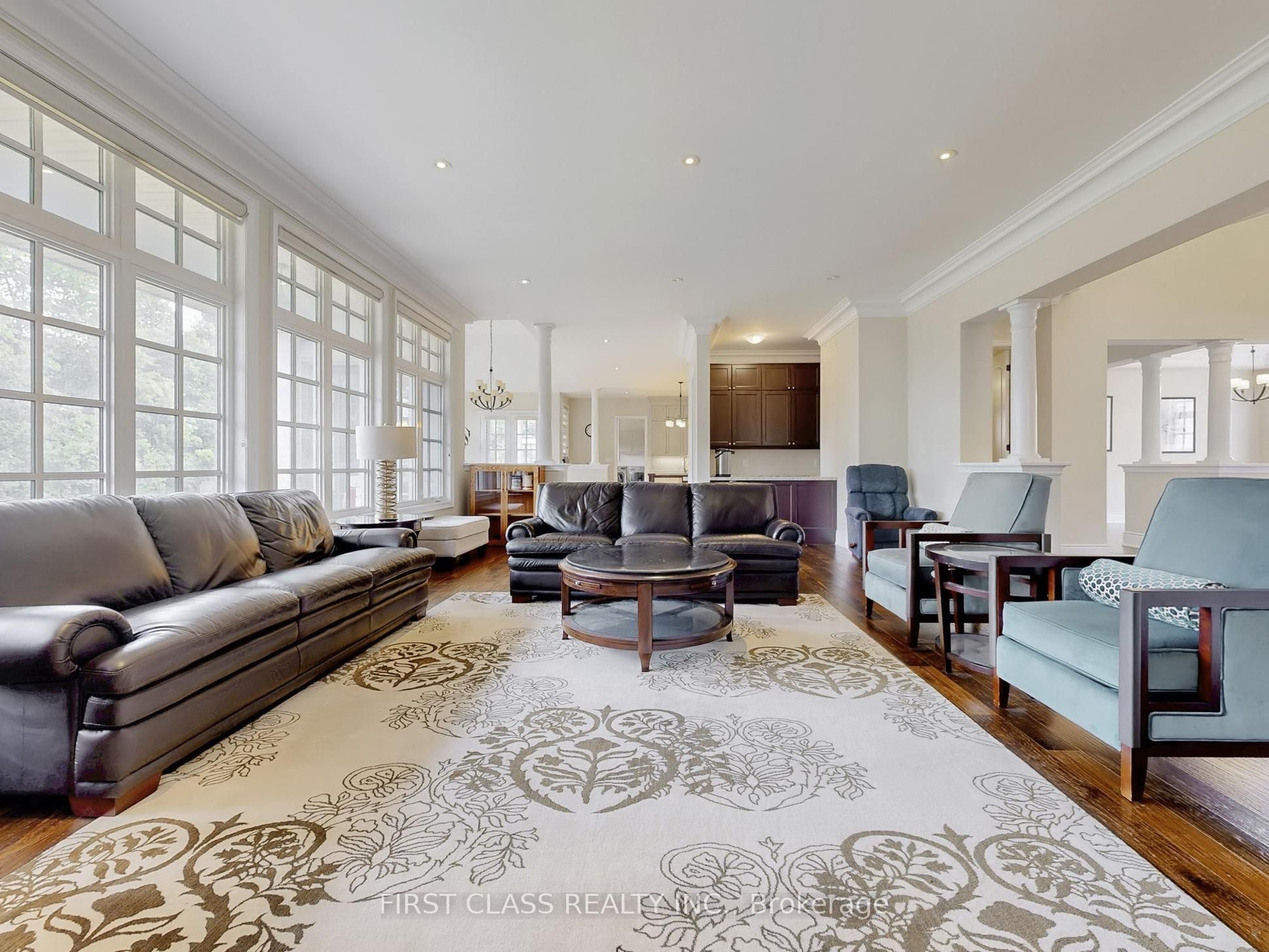 3 Royal County Down Crescent Property Photo 5