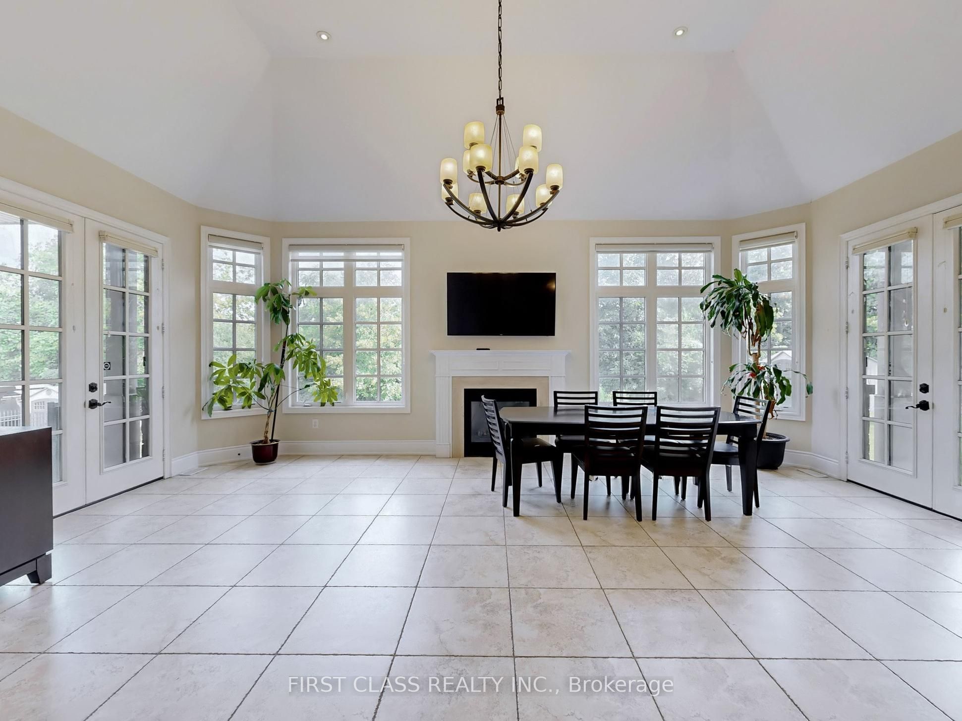 3 Royal County Down Crescent Property Photo 7