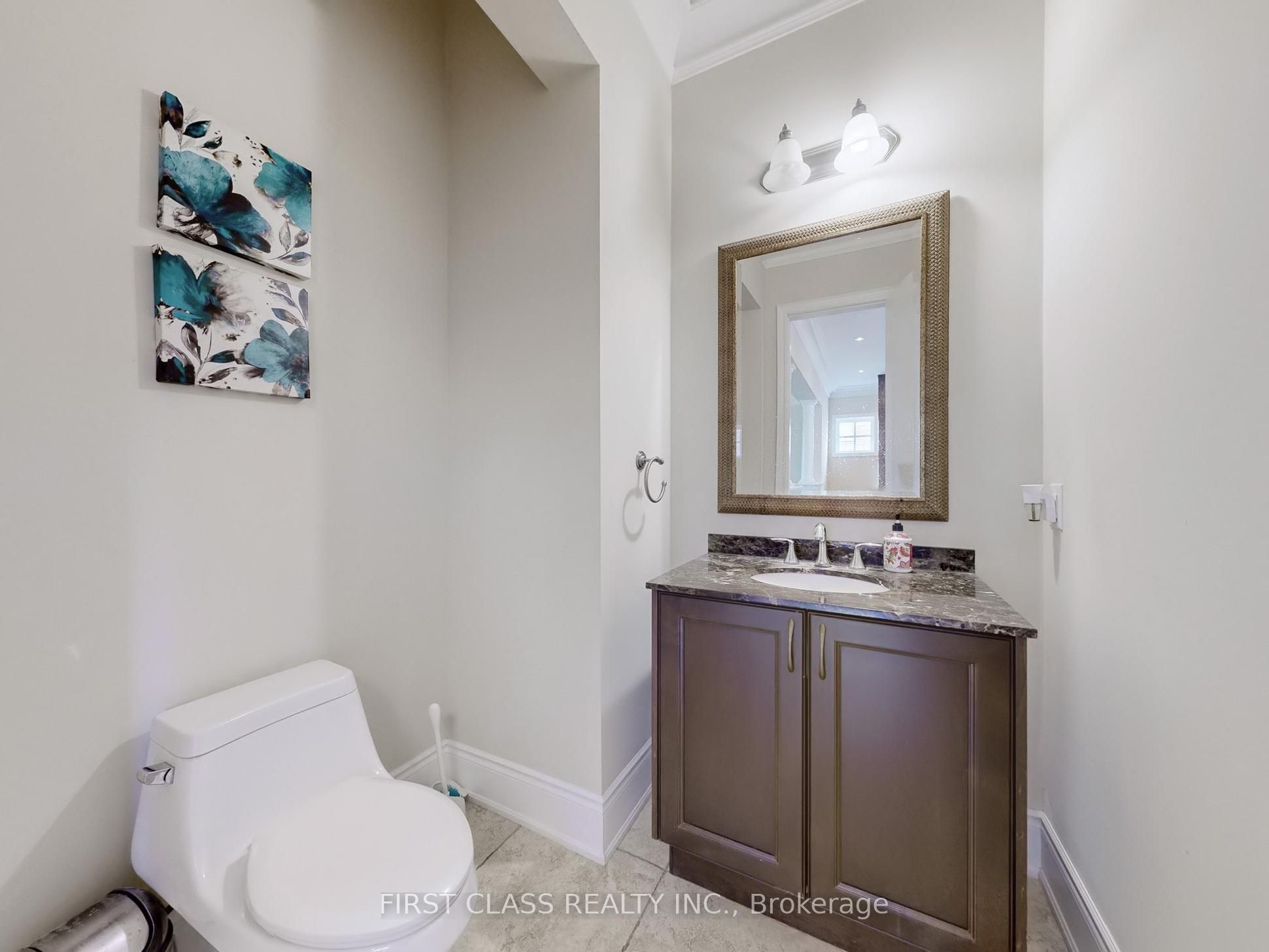 3 Royal County Down Crescent Property Photo 17