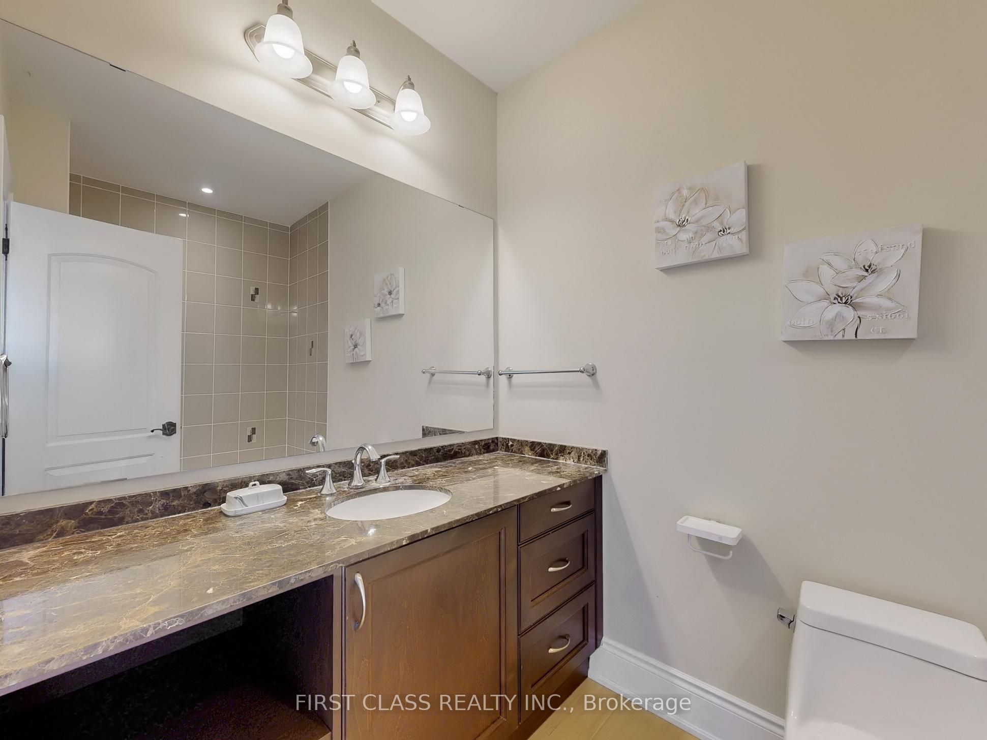 3 Royal County Down Crescent Property Photo 33
