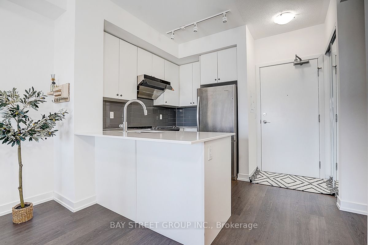 555 William Graham Drive 348 Property Photo 10