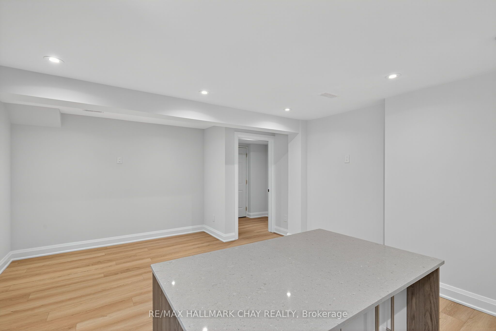 110 Glendower Crescent Property Photo 27