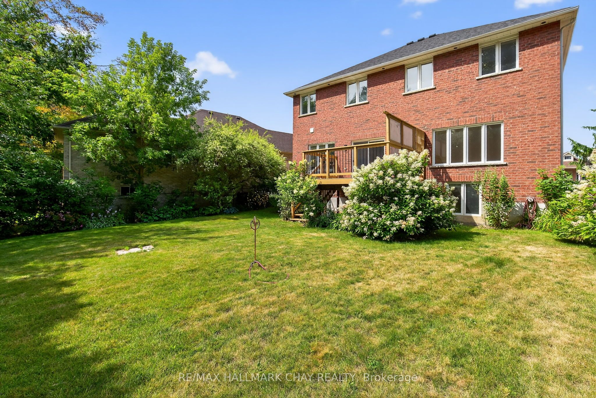 110 Glendower Crescent Property Photo 30