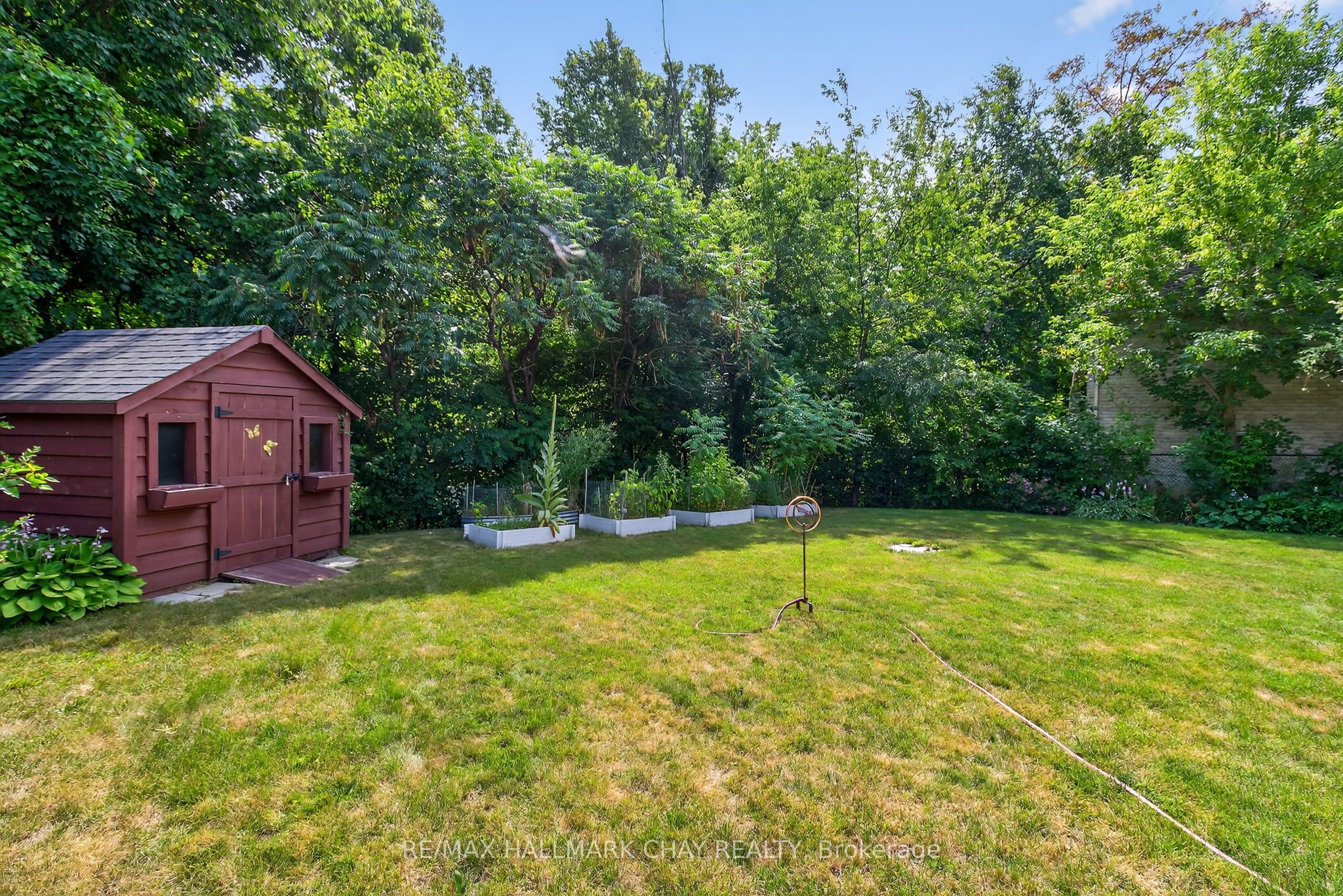 110 Glendower Crescent Property Photo 32