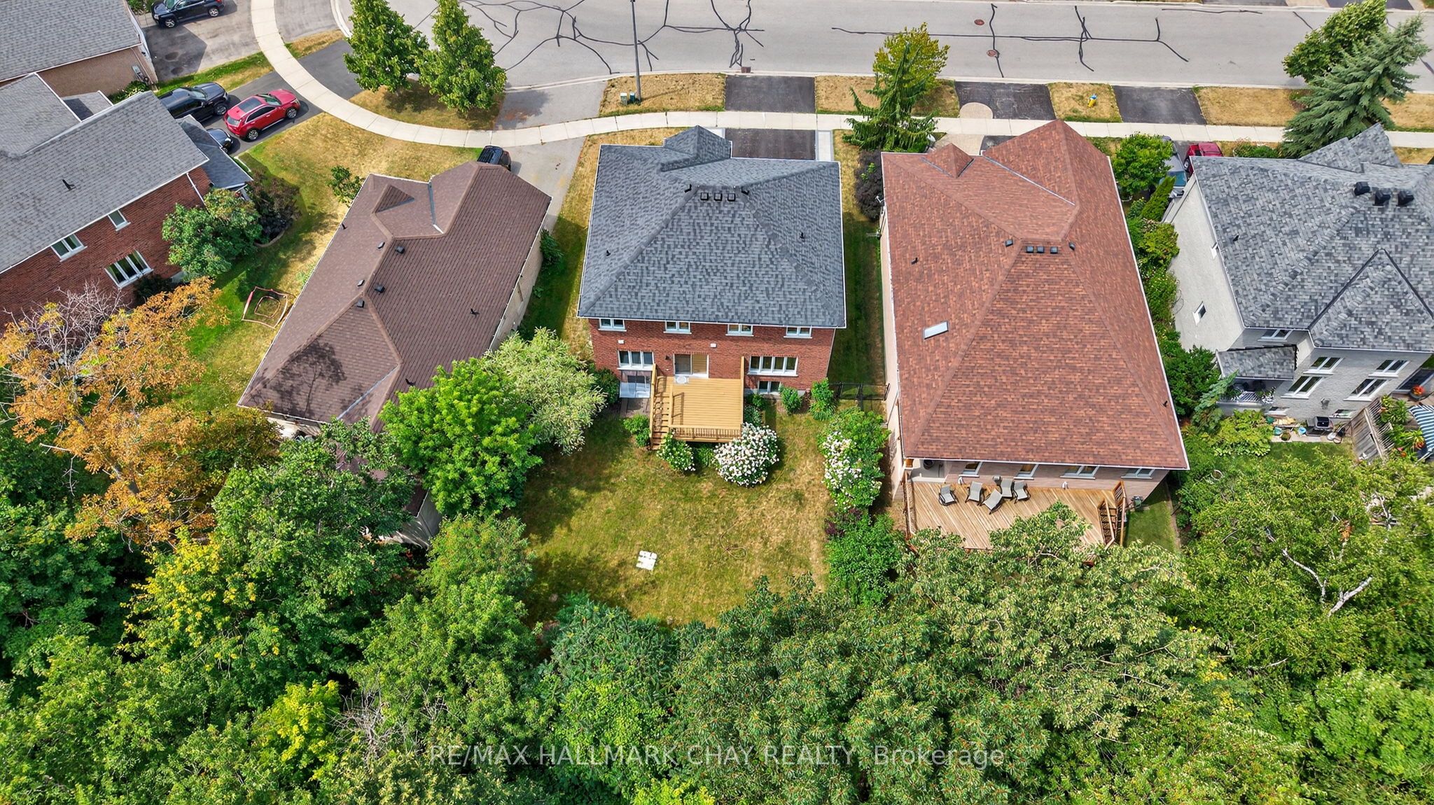110 Glendower Crescent Property Photo 34