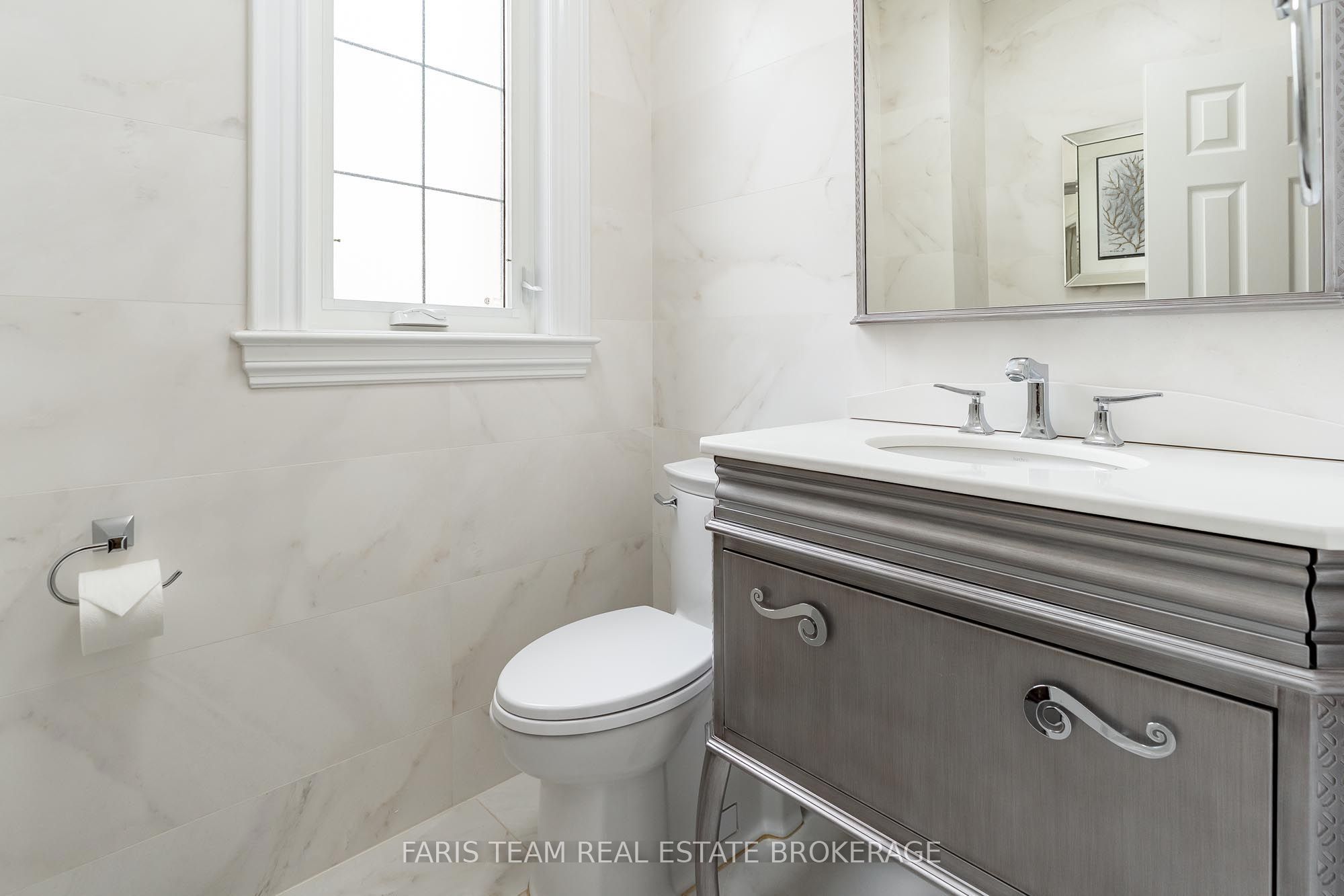 15 Clarendon Drive Property Photo 16
