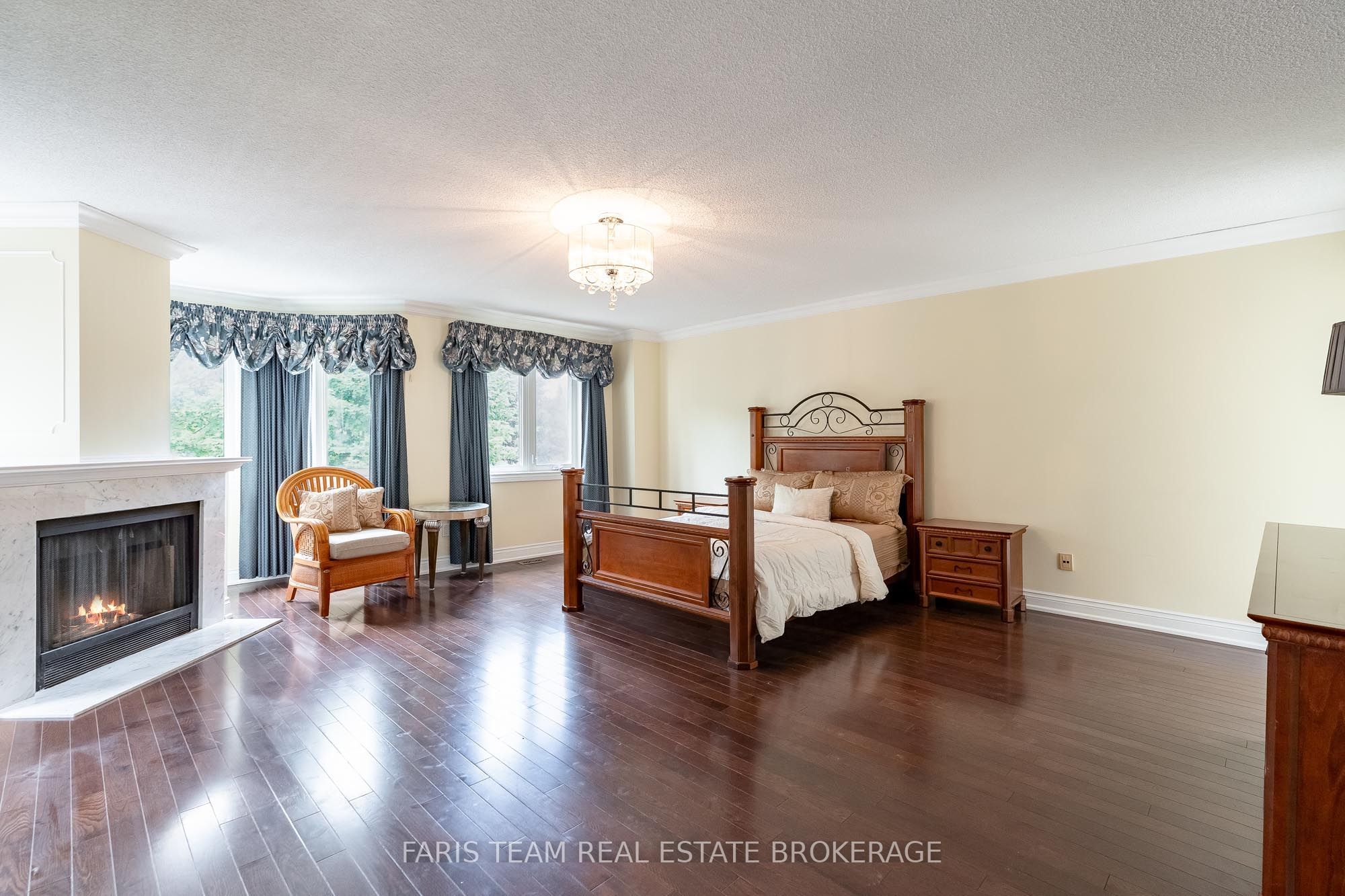 15 Clarendon Drive Property Photo 20