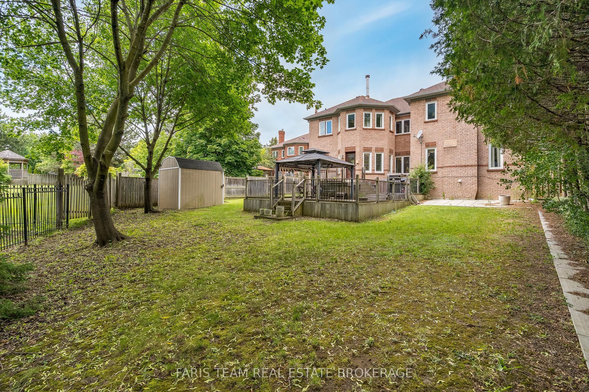 15 Clarendon Drive Property Photo 41