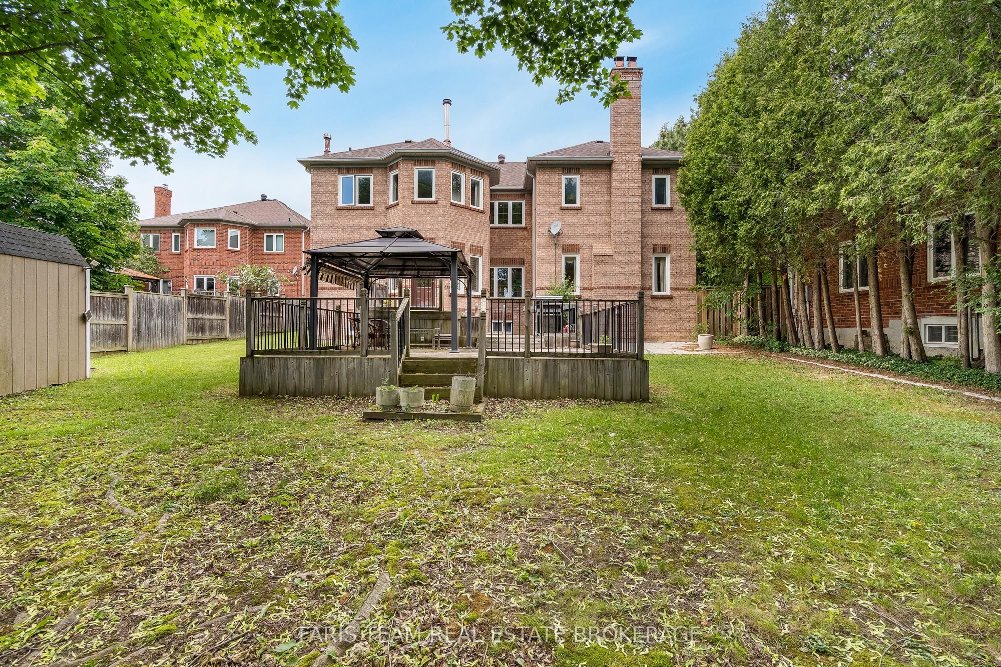 15 Clarendon Drive Property Photo 42