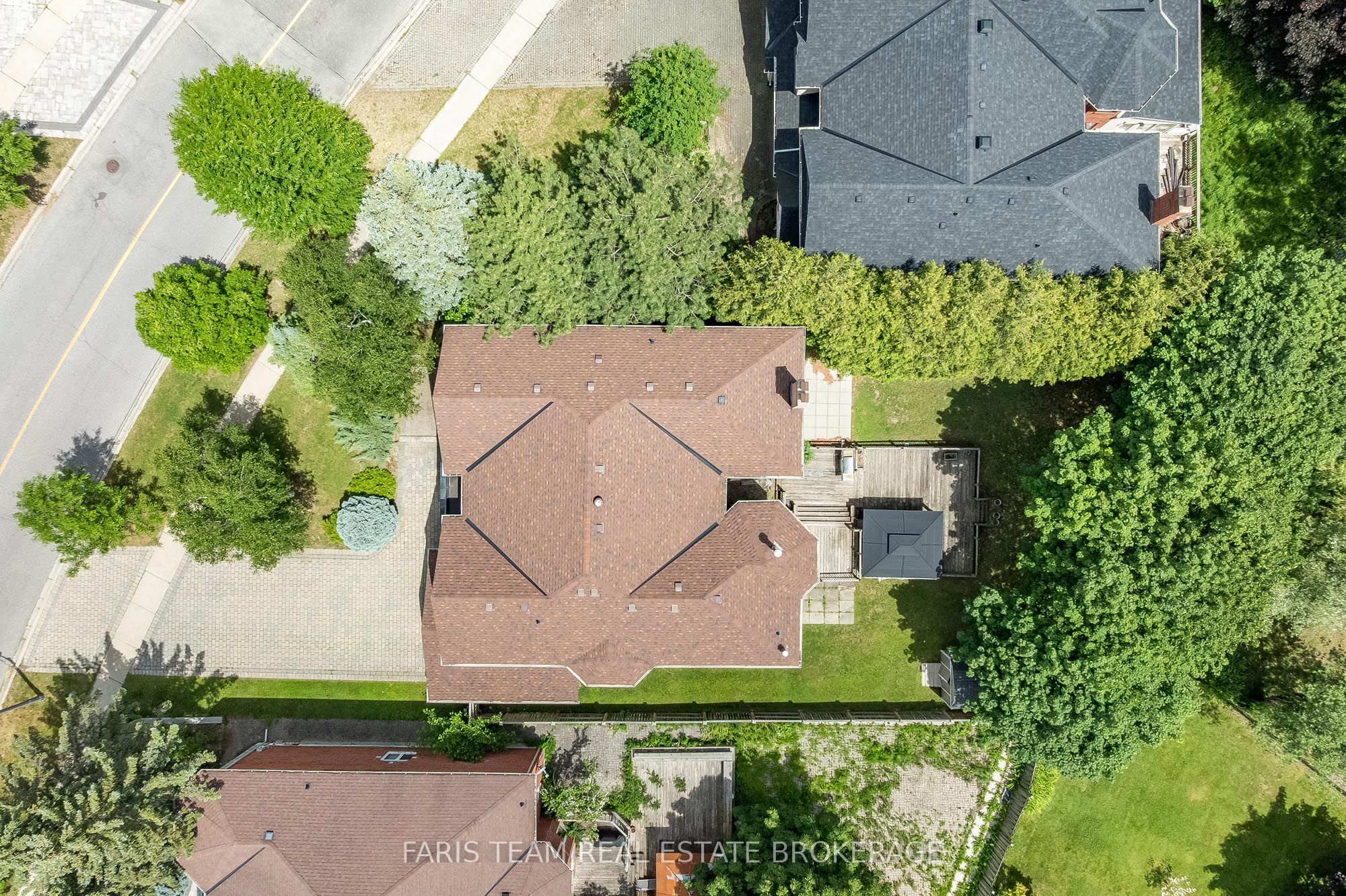 15 Clarendon Drive Property Photo 43