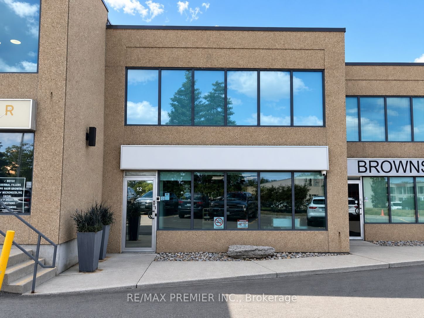 120 Woodstream Boulevard 12 Property Photo 1