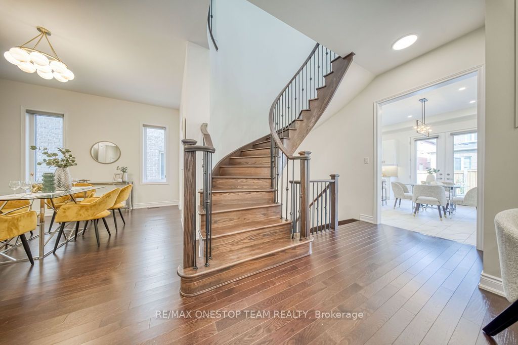 70 Madoc Place Property Photo 8