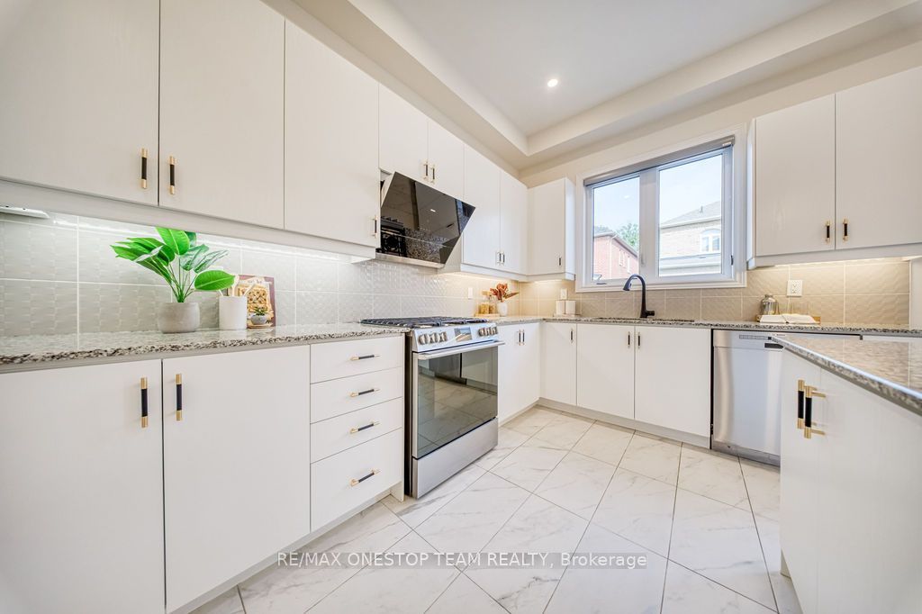 70 Madoc Place Property Photo 17