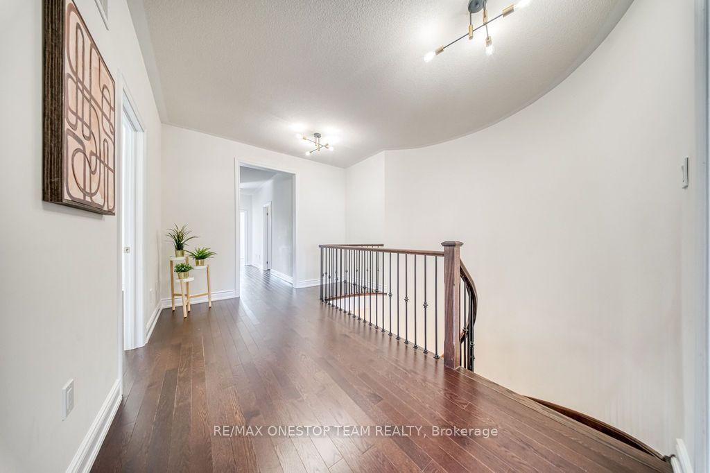 70 Madoc Place Property Photo 24