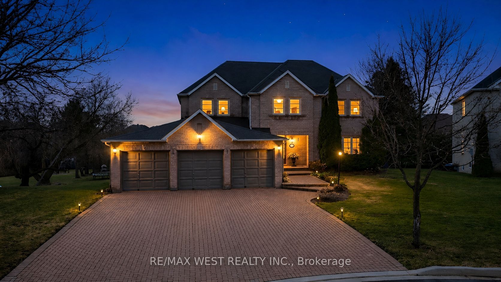 93 Fern Valley Crescent