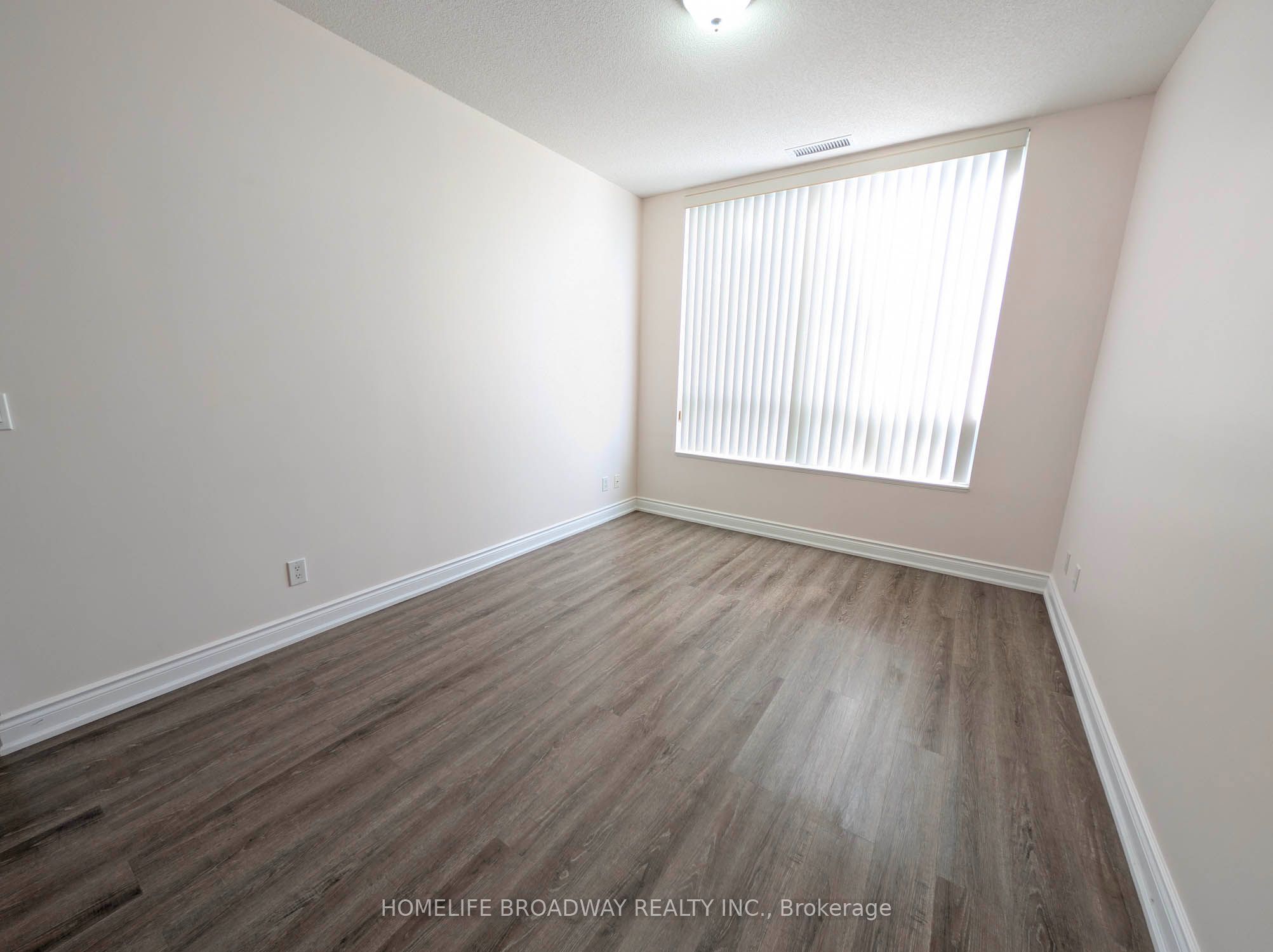 37 Galleria Parkway 110 Property Photo 9