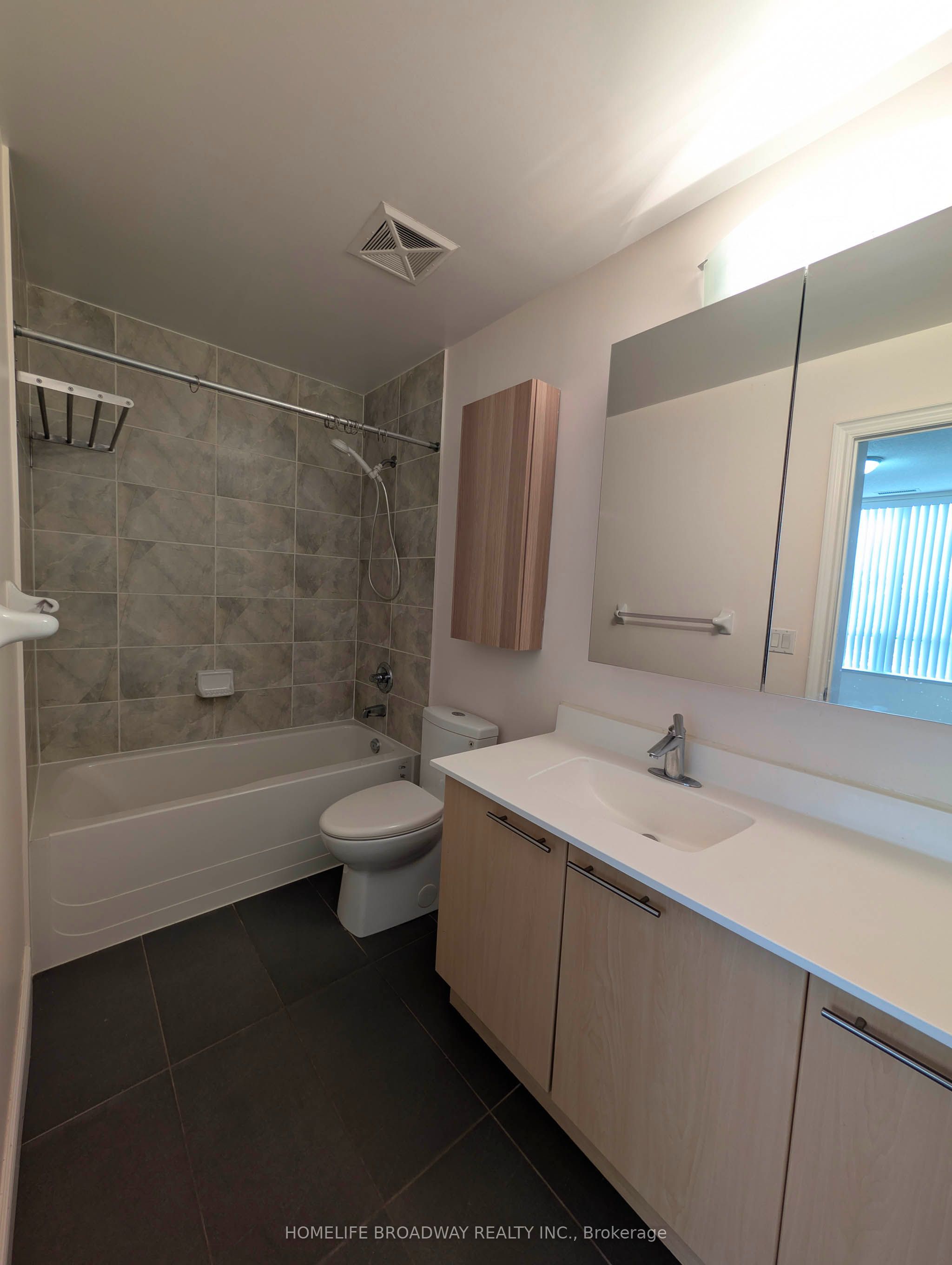 37 Galleria Parkway 110 Property Photo 10