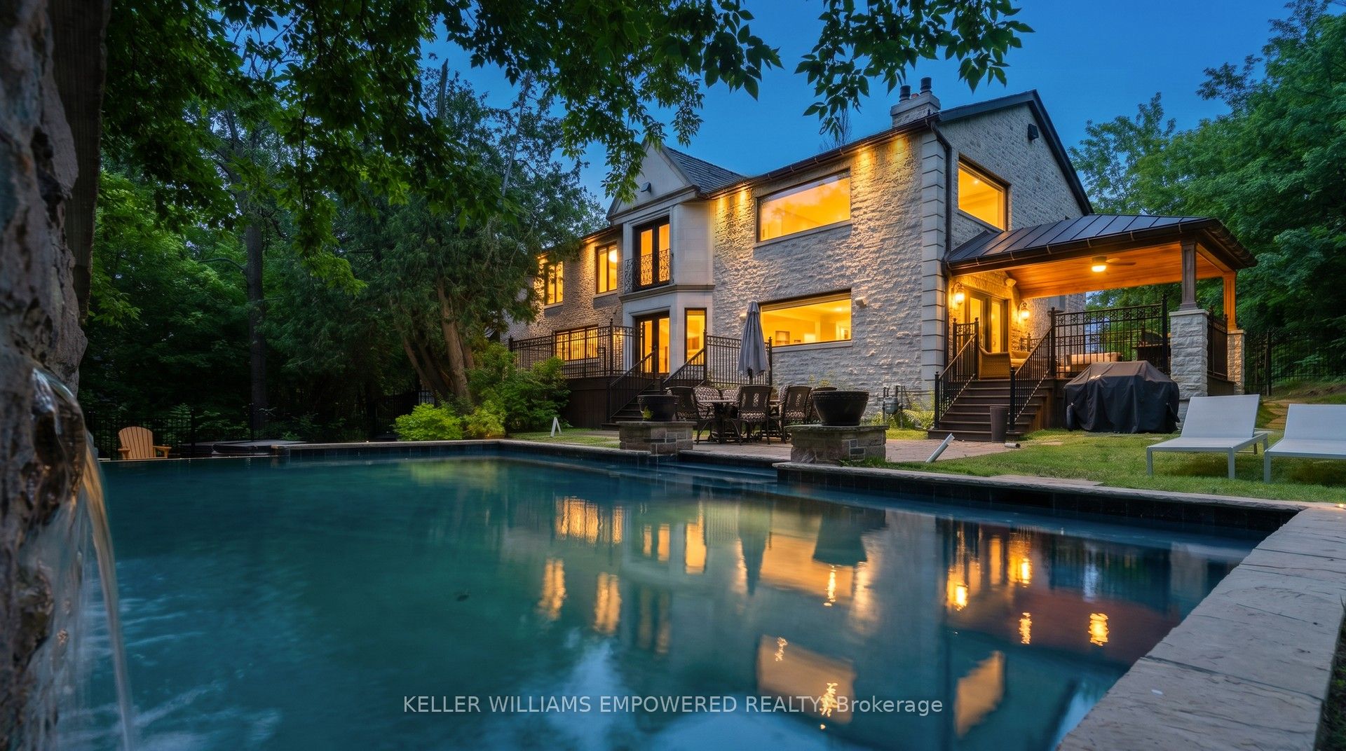 43 Woodland Acres Crescent
