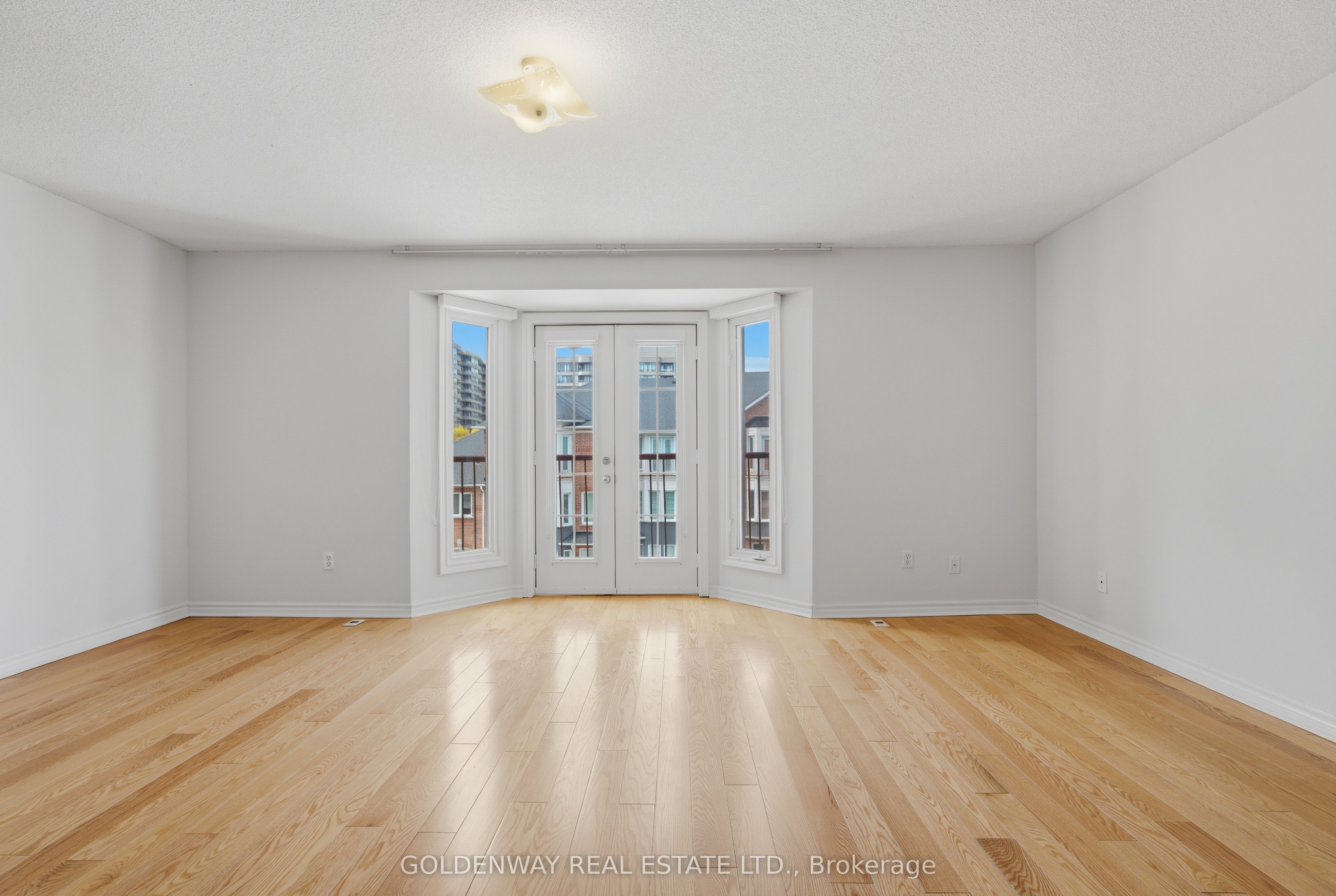 151 Townsgate Drive 63 Property Photo 7