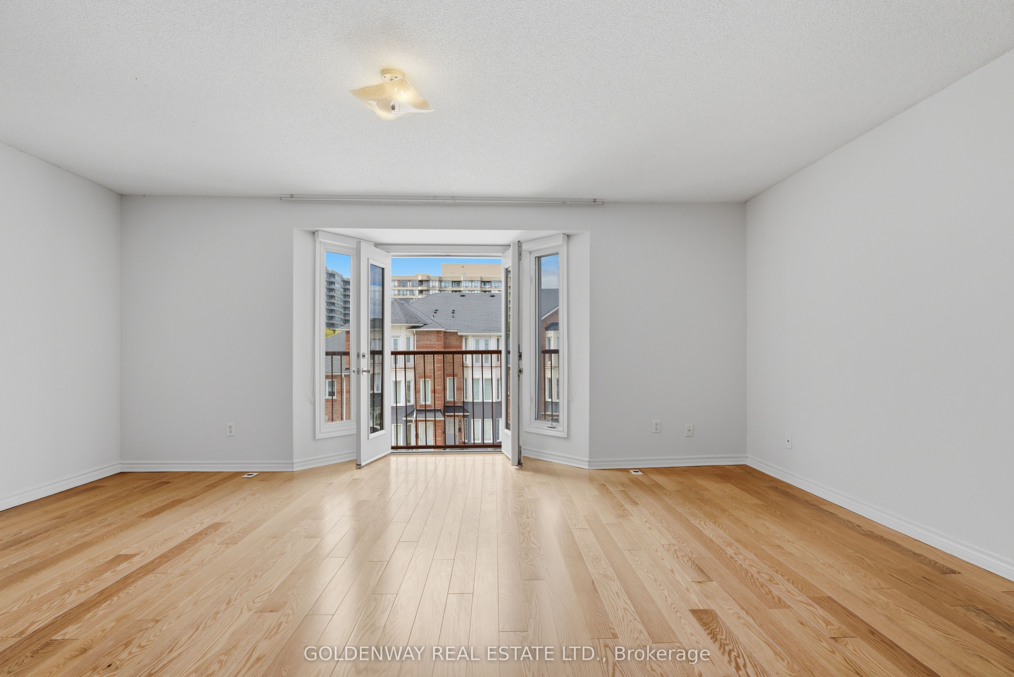 151 Townsgate Drive 63 Property Photo 8