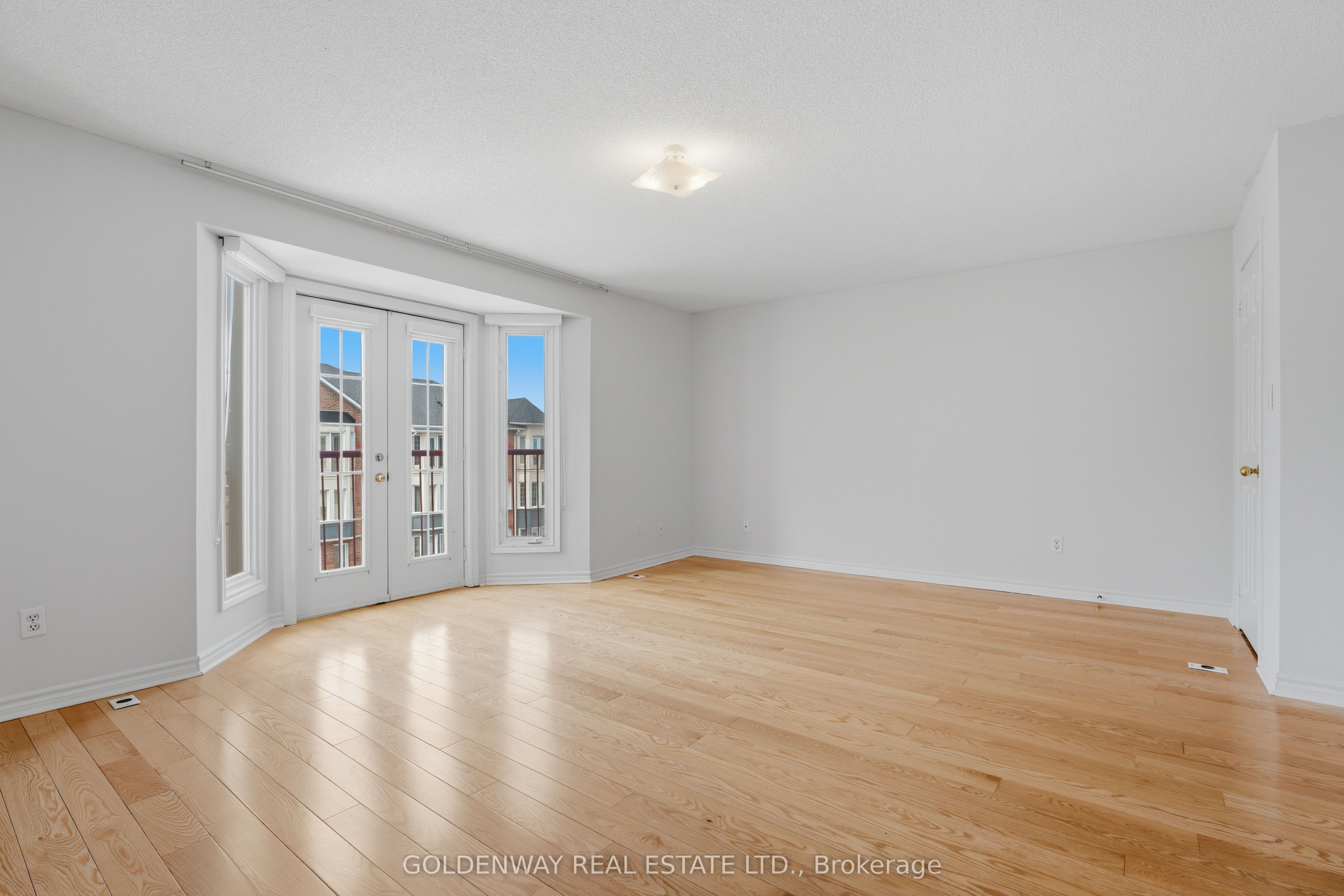 151 Townsgate Drive 63 Property Photo 9