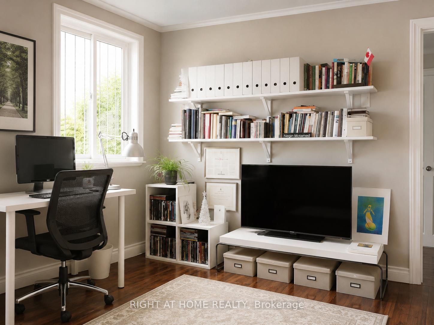 96 Simcoe Street Property Photo 2