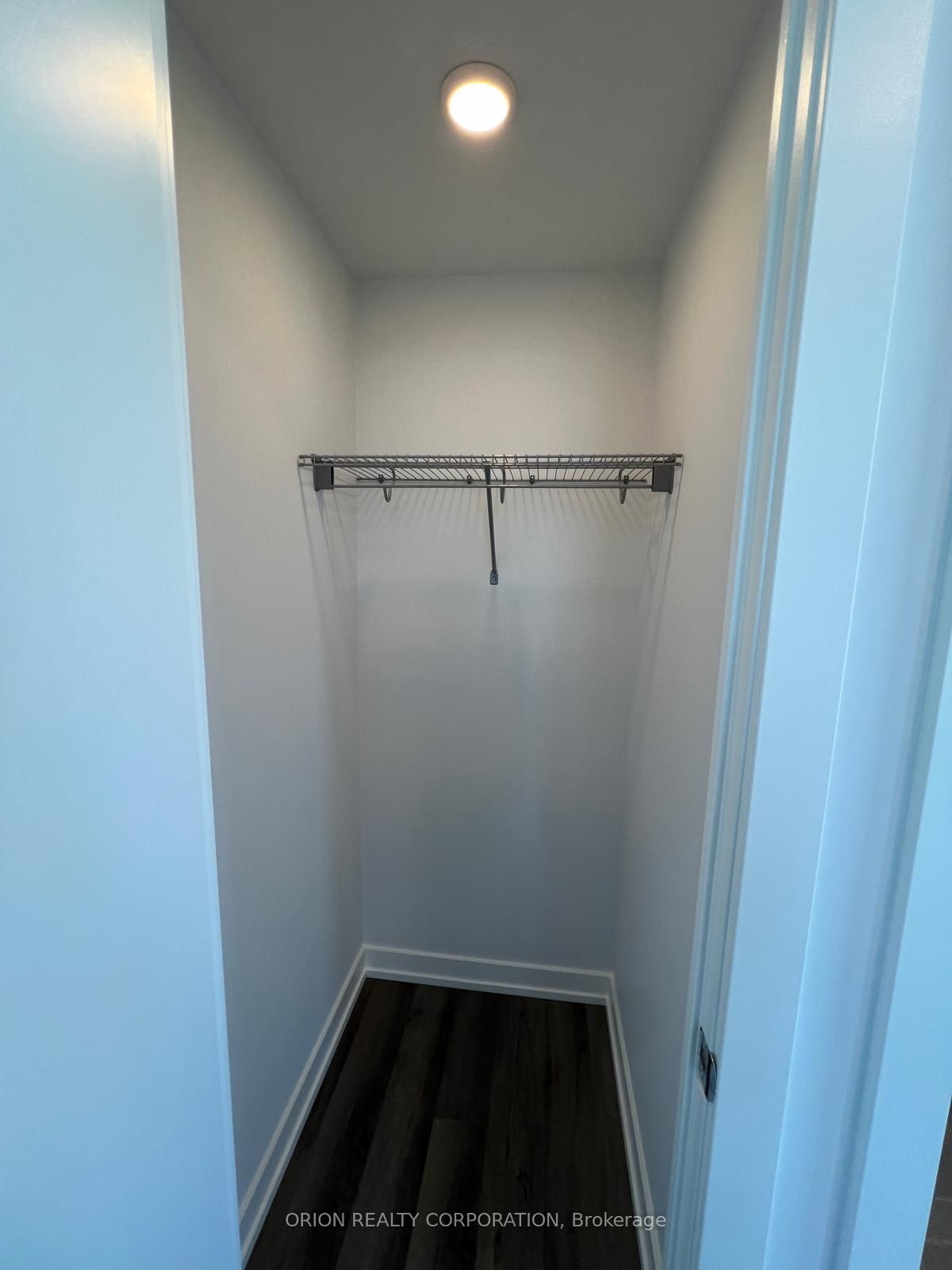 5 Meadowdale Road 1502 Property Photo 11