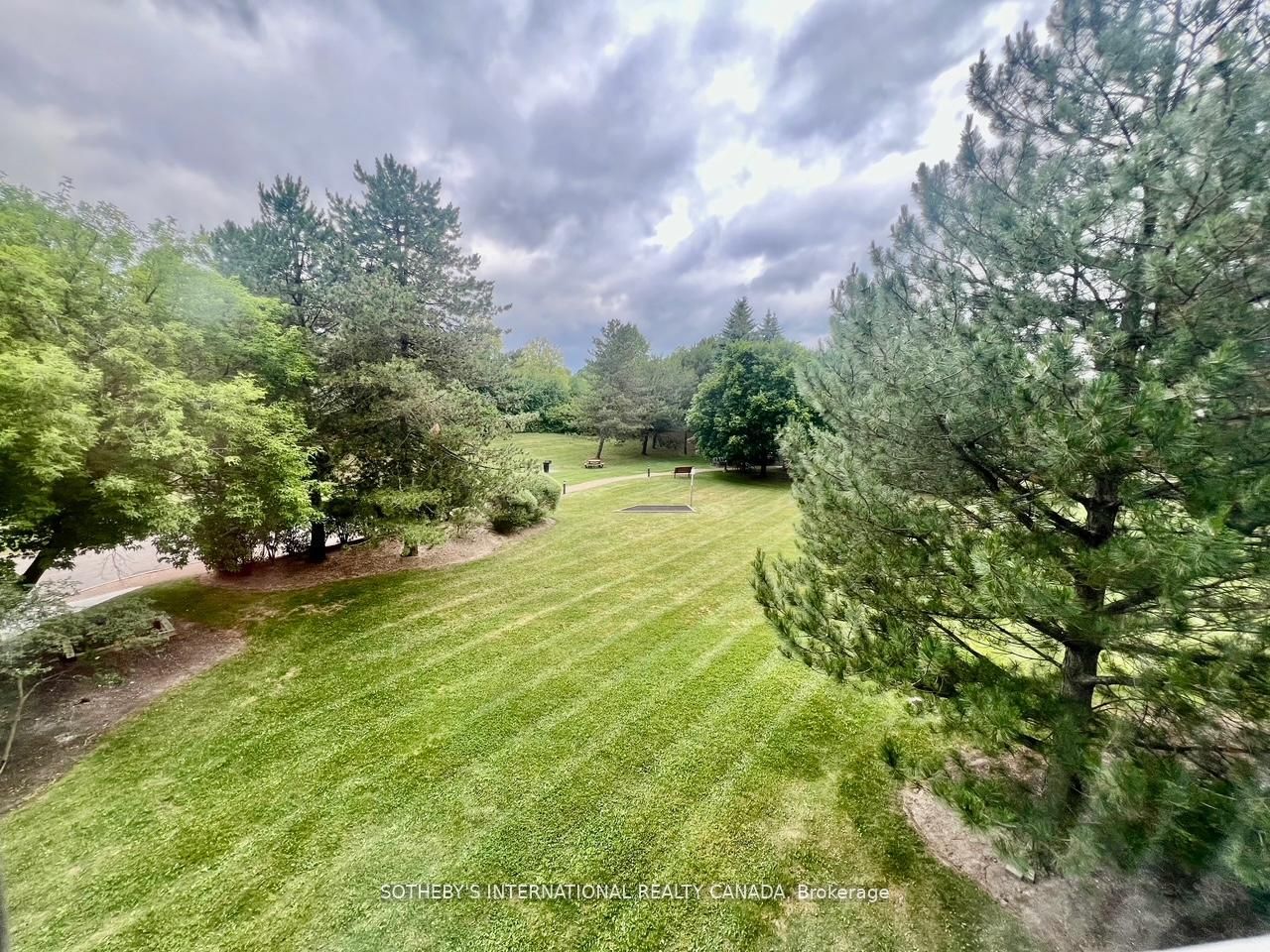 40 Harding Boulevard W 301 Property Photo 20