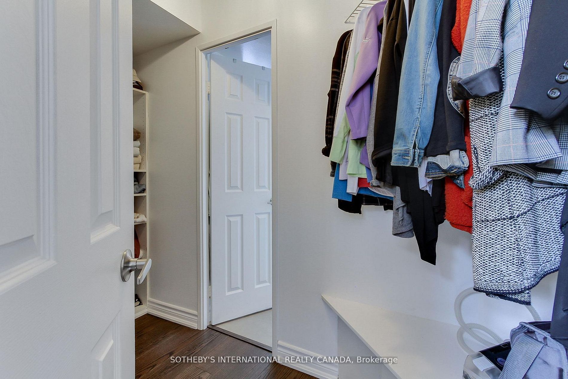 40 Harding Boulevard W 301 Property Photo 24
