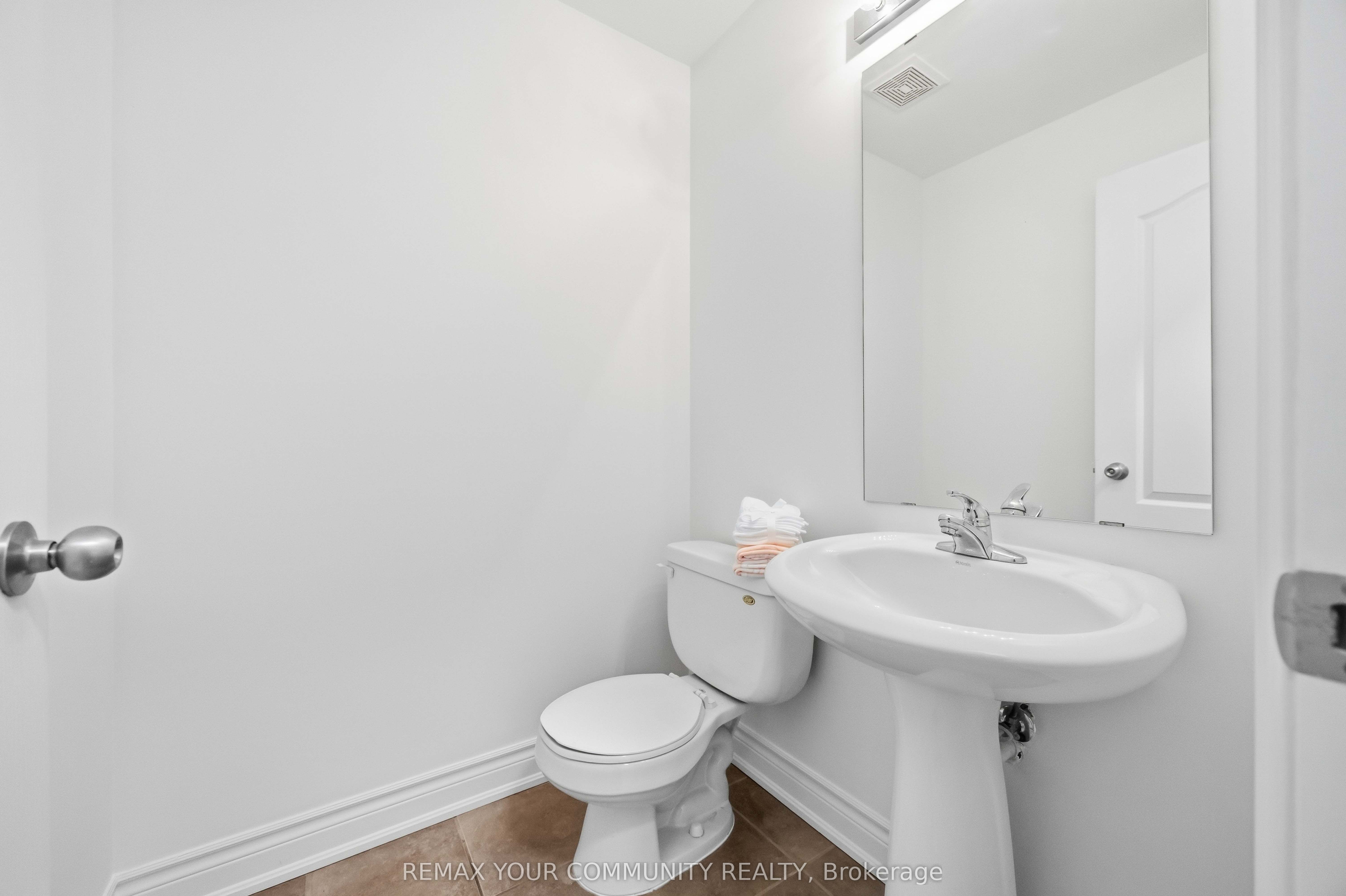 17 Latitude Lane Property Photo 5