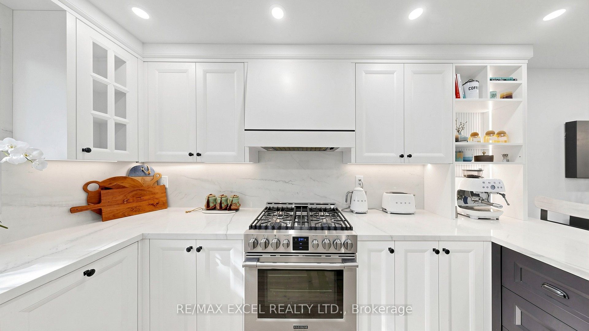 800 Pam Crescent Property Photo 18