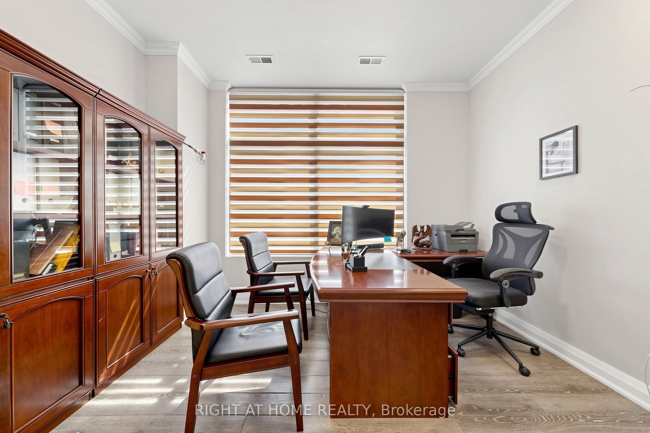 10376 Yonge Street N 306 Property Photo 4