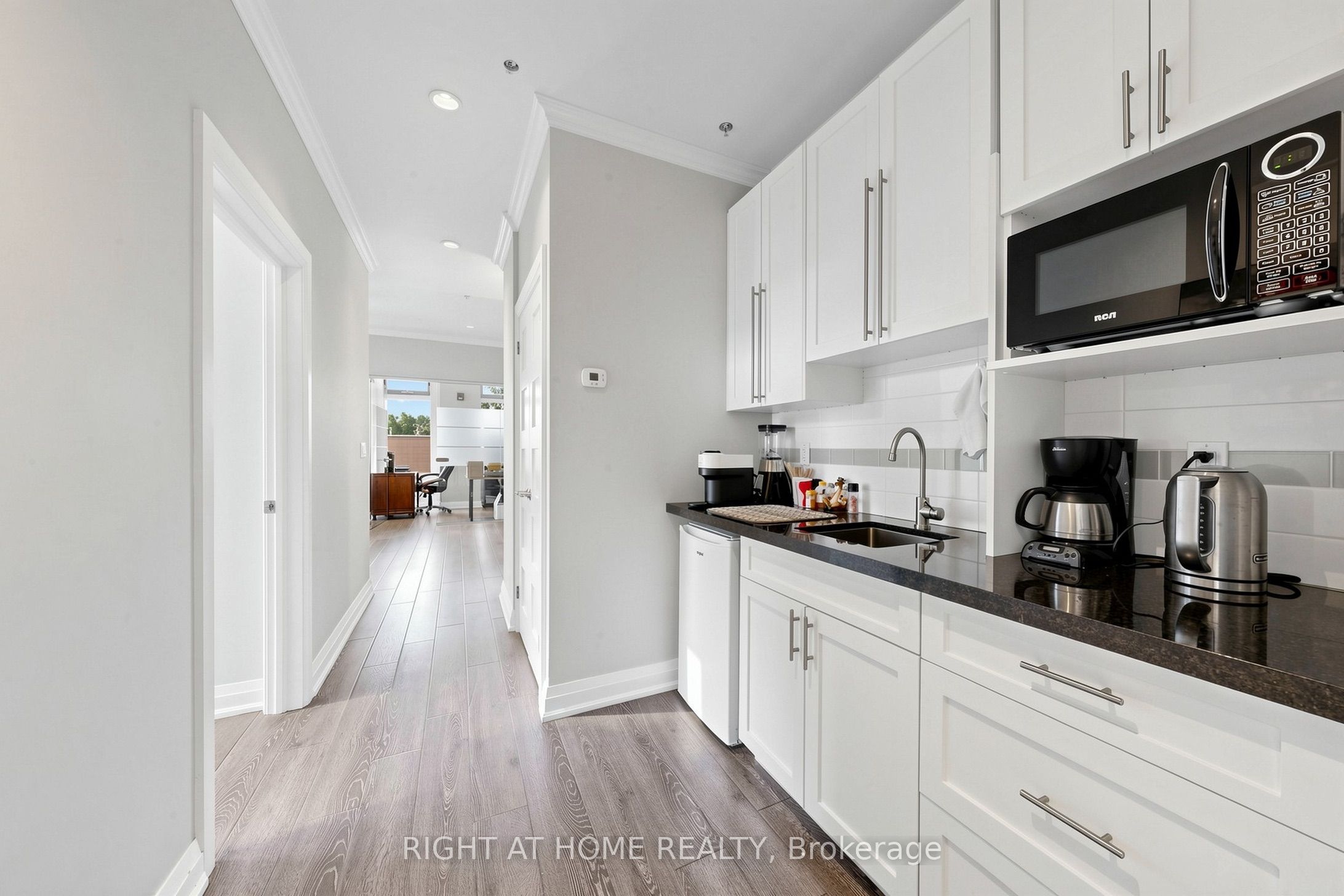10376 Yonge Street N 306 Property Photo 12