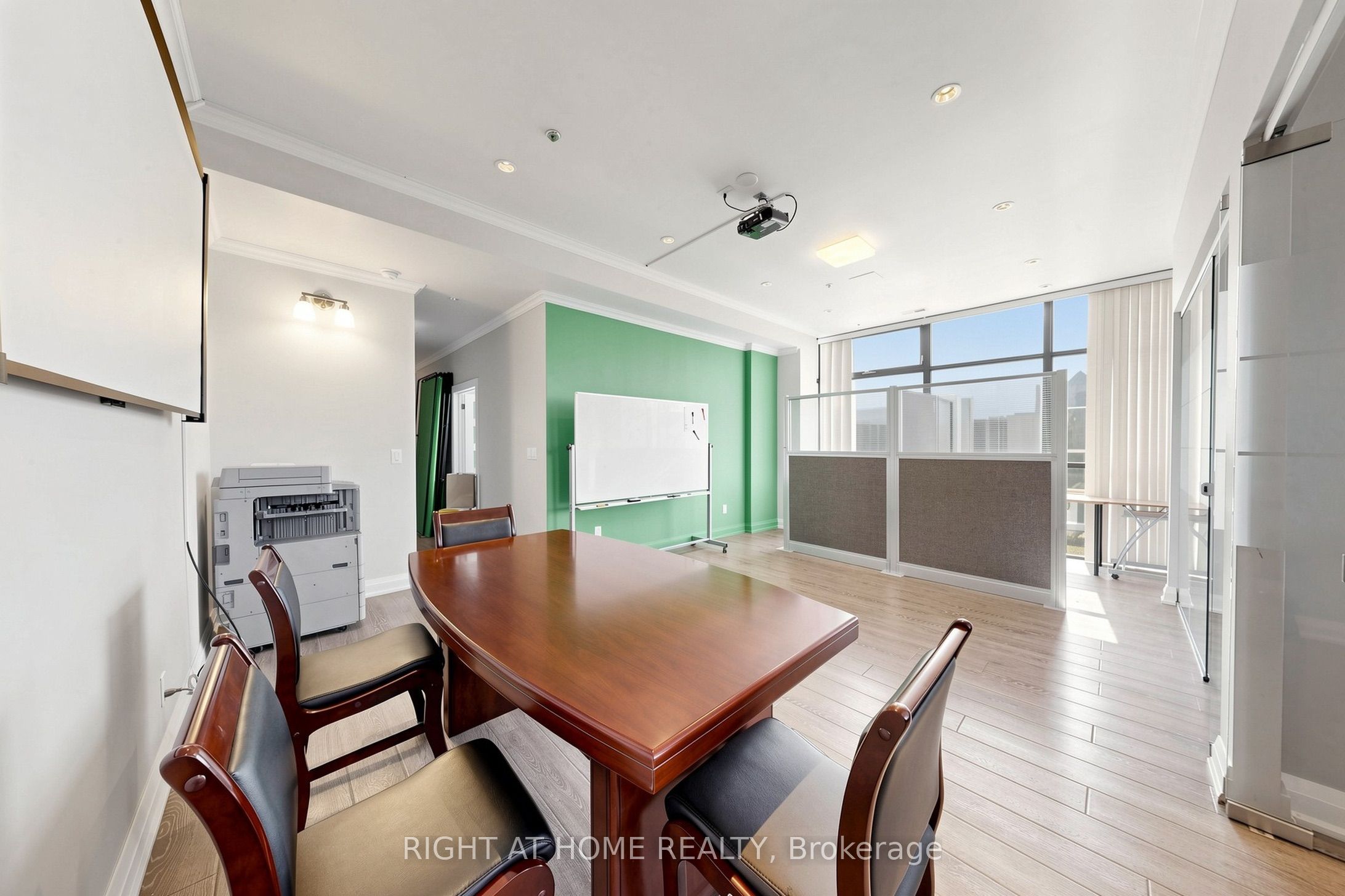 10376 Yonge Street N 306 Property Photo 23