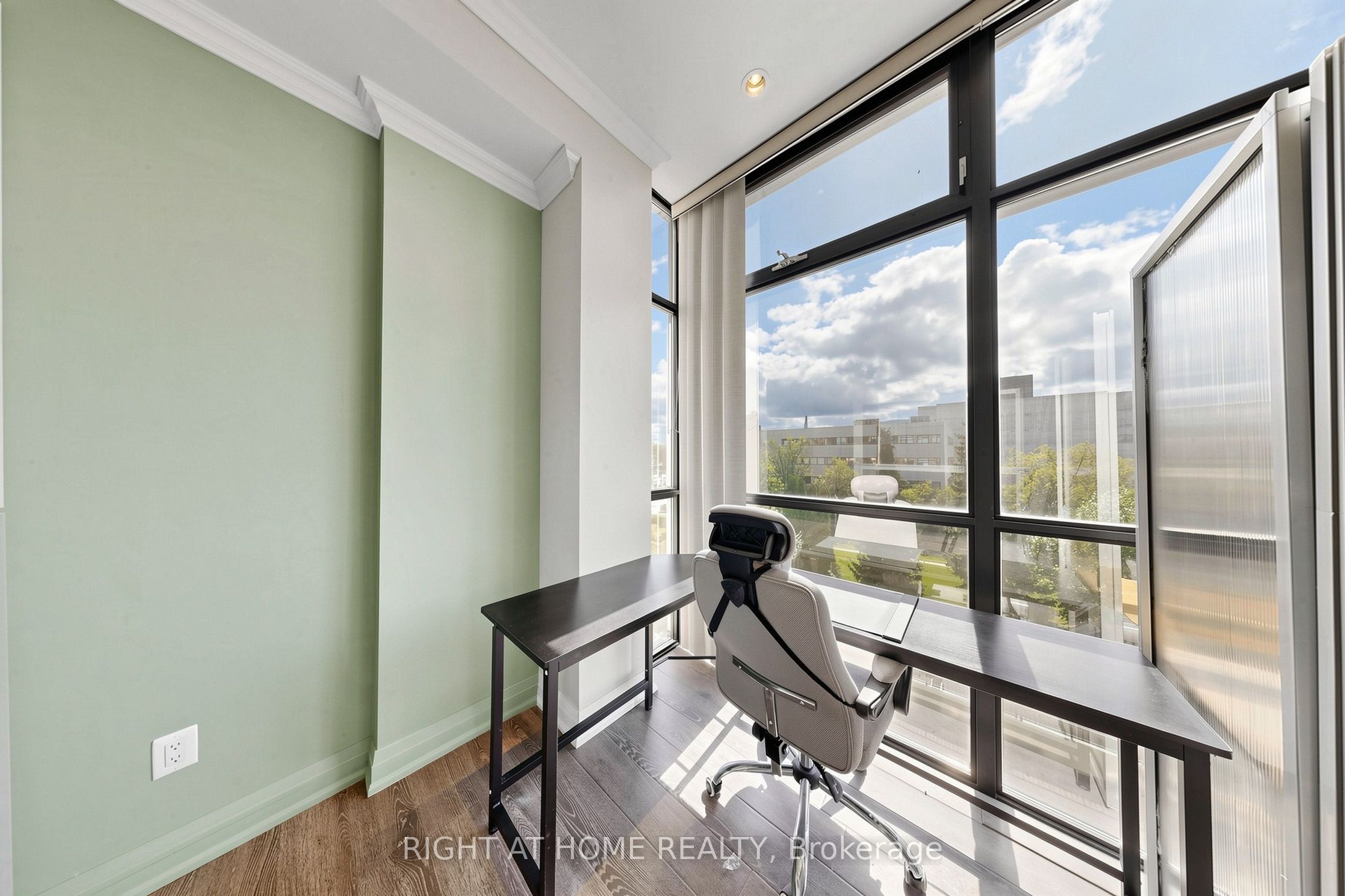 10376 Yonge Street N 306 Property Photo 27